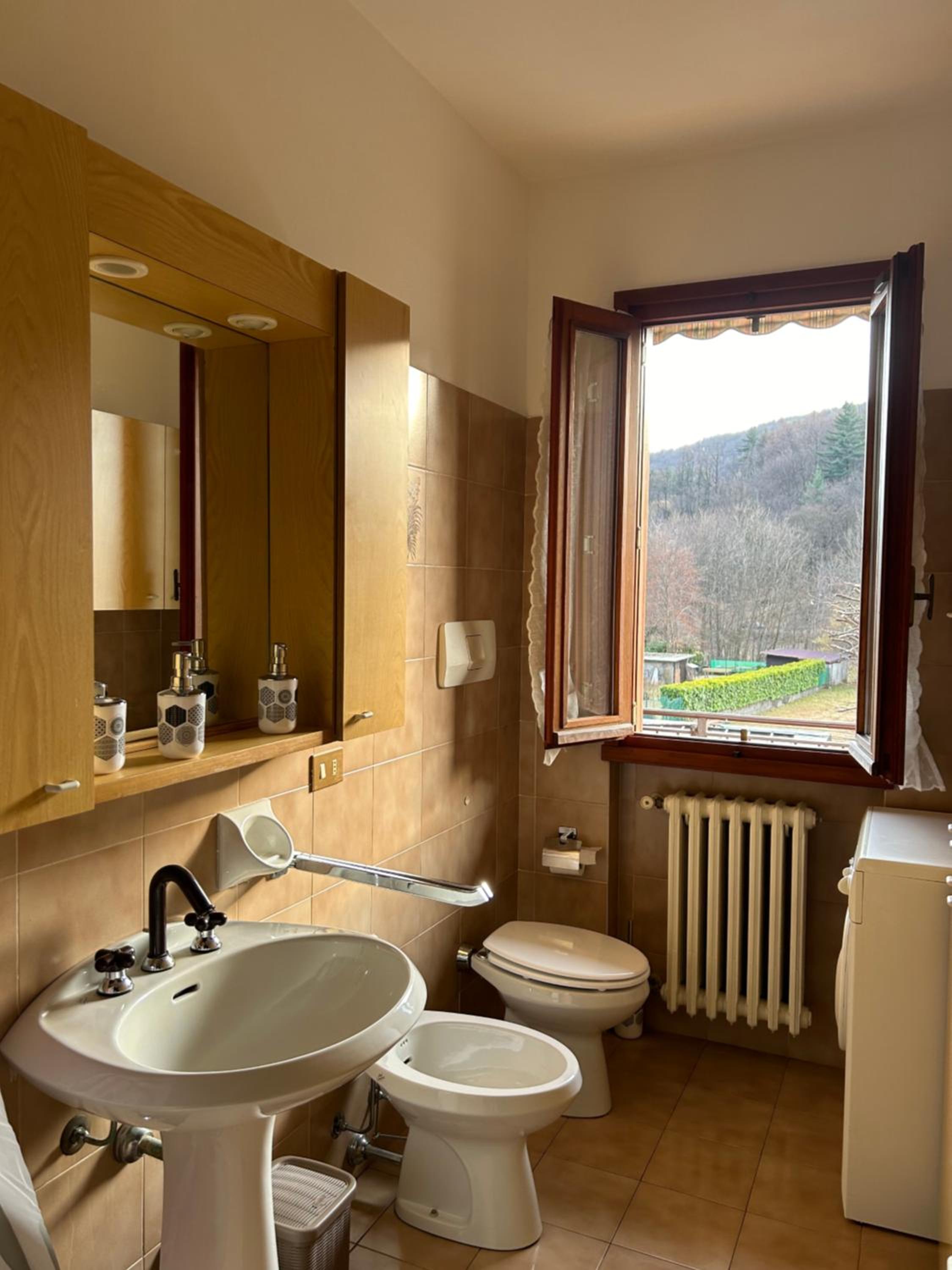Two-Bedroom House photo 3