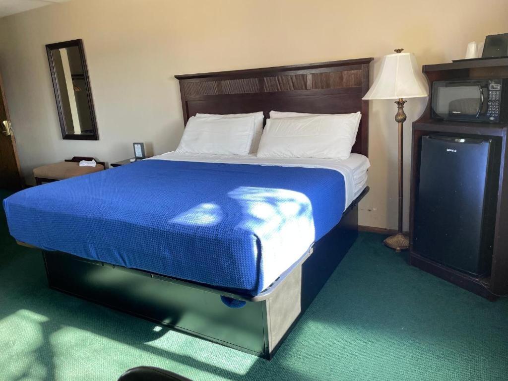 King Suite with Spa Bath photo 1