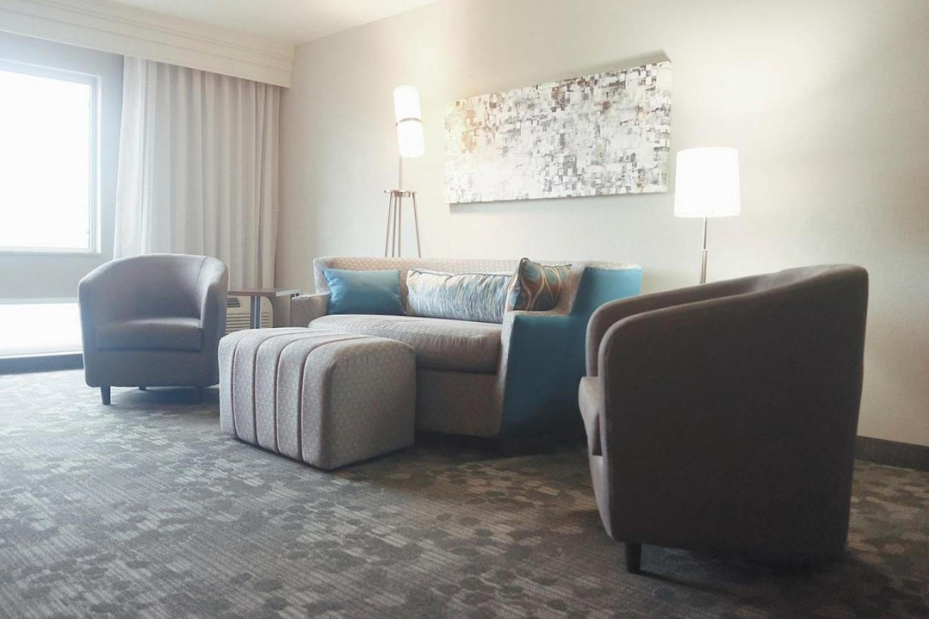 One-Bedroom King Suite with Sofa Bed - Photo 1