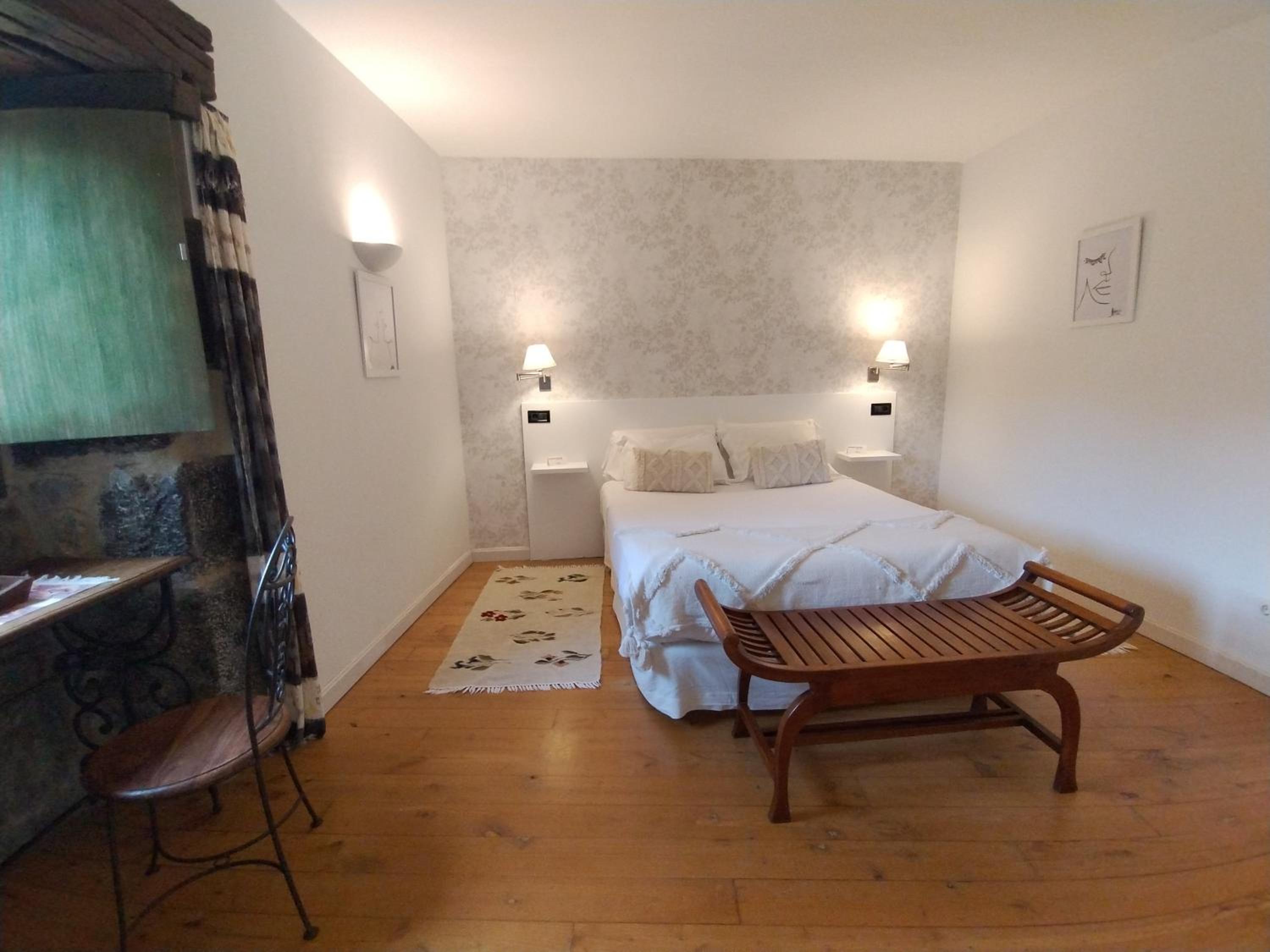 Double Room - Photo 4