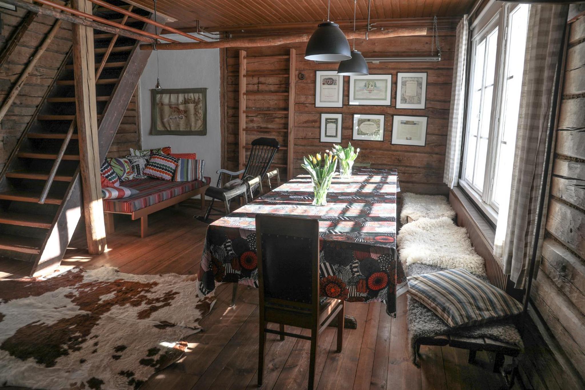 Three-Bedroom House photo 1