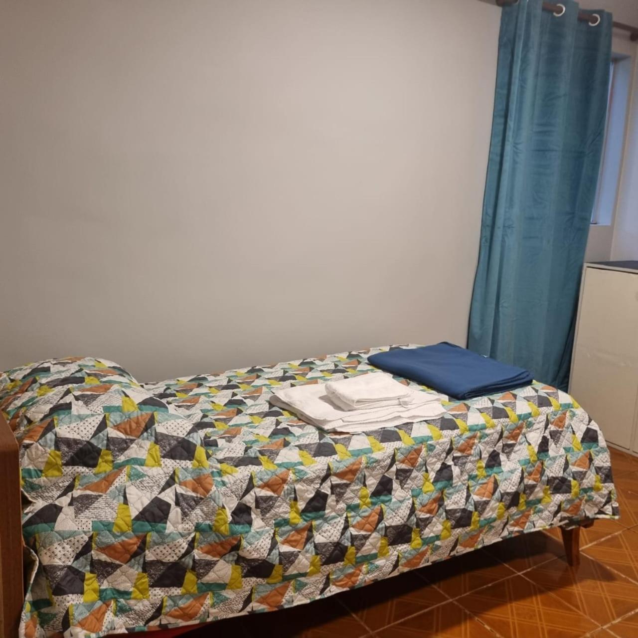 Bunk Bed In Mixed Dormitory Room photo 3