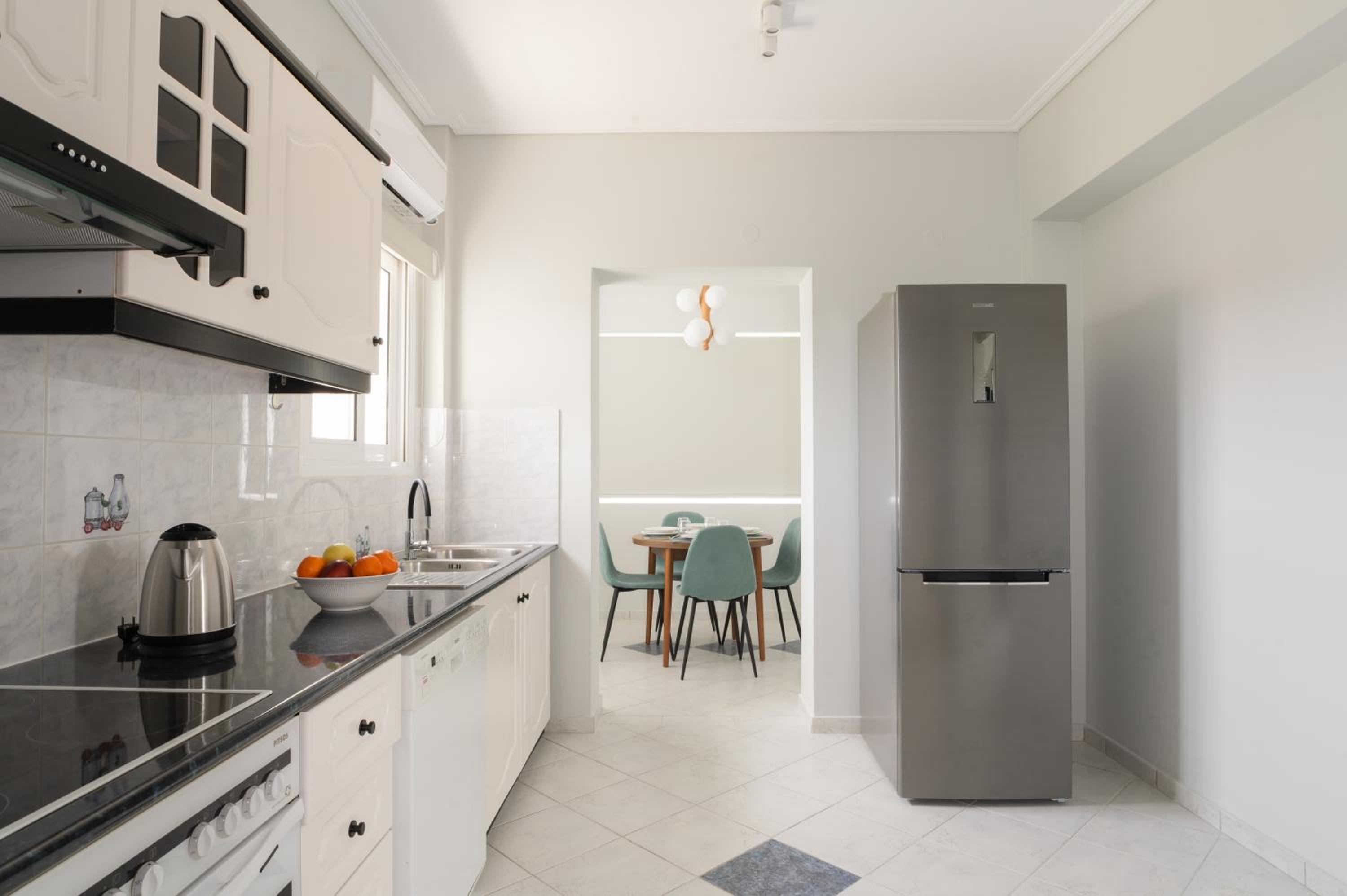 Two-Bedroom Apartment with Bay View photo 3