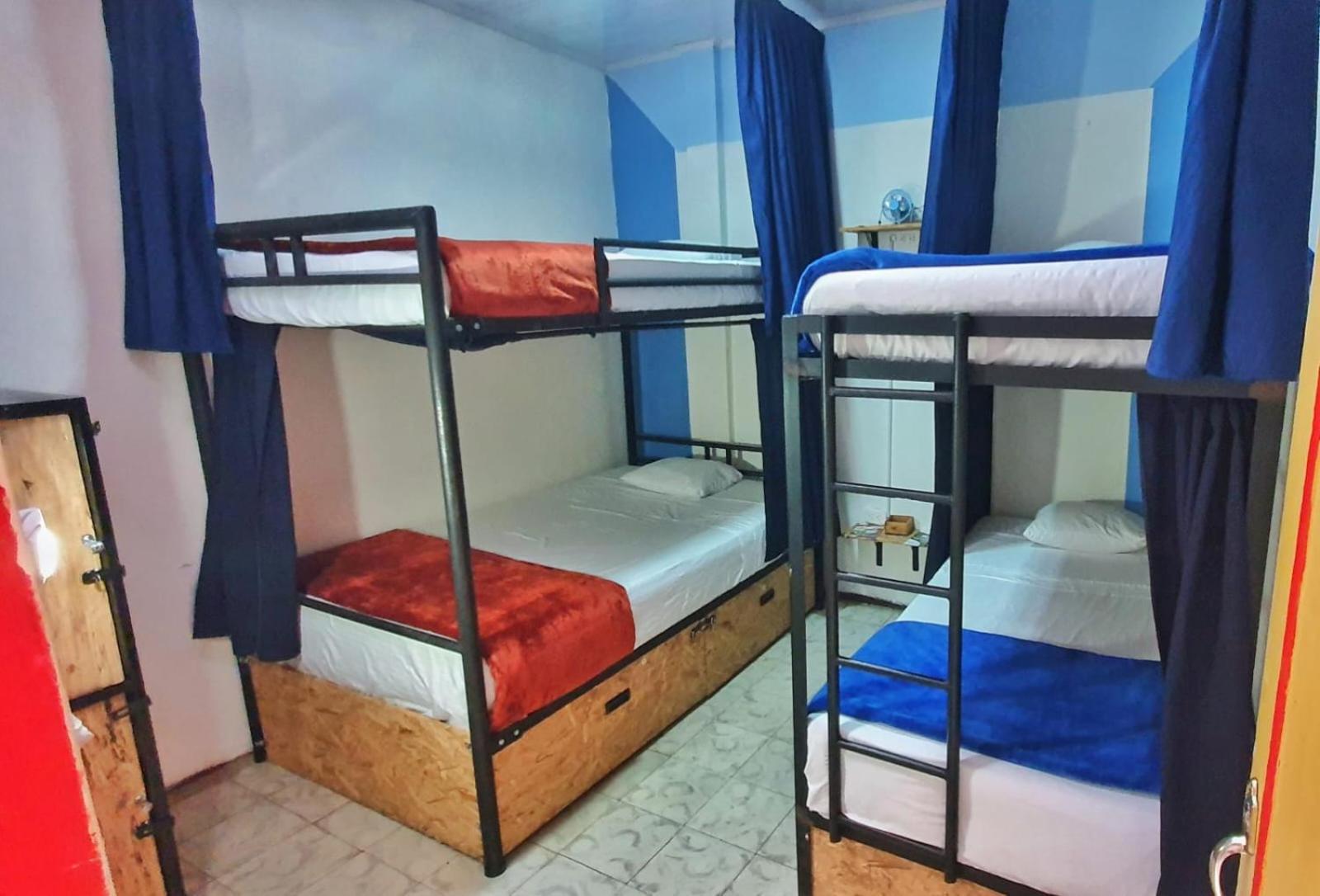 Female Dormitory Room photo 1
