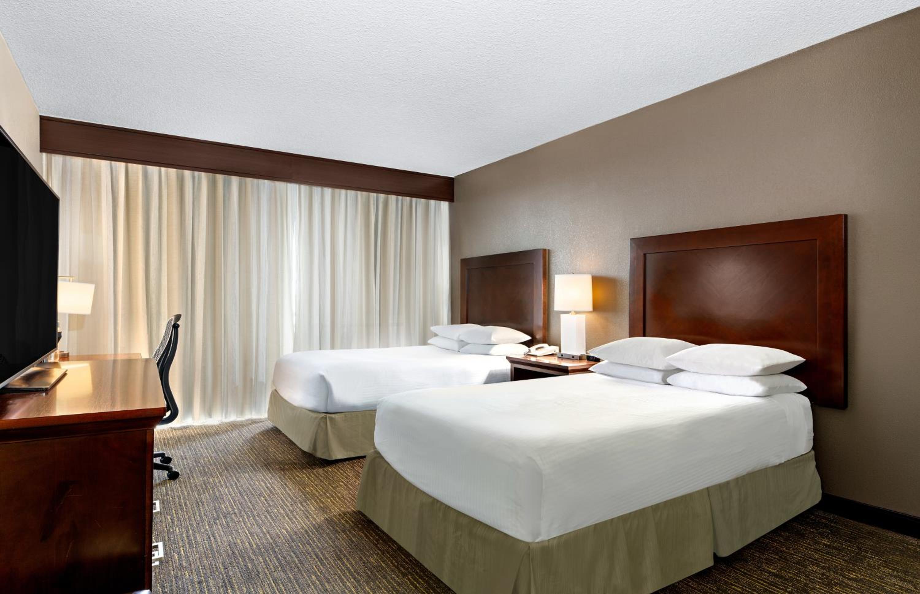 2 Double Beds, Deluxe Room, Non-Smoking