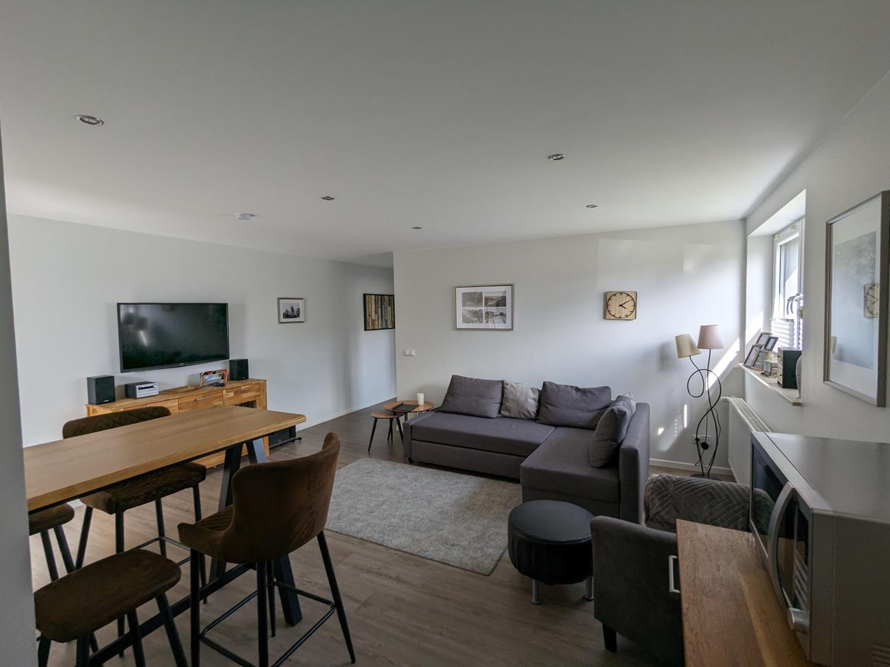 Apartment photo 1