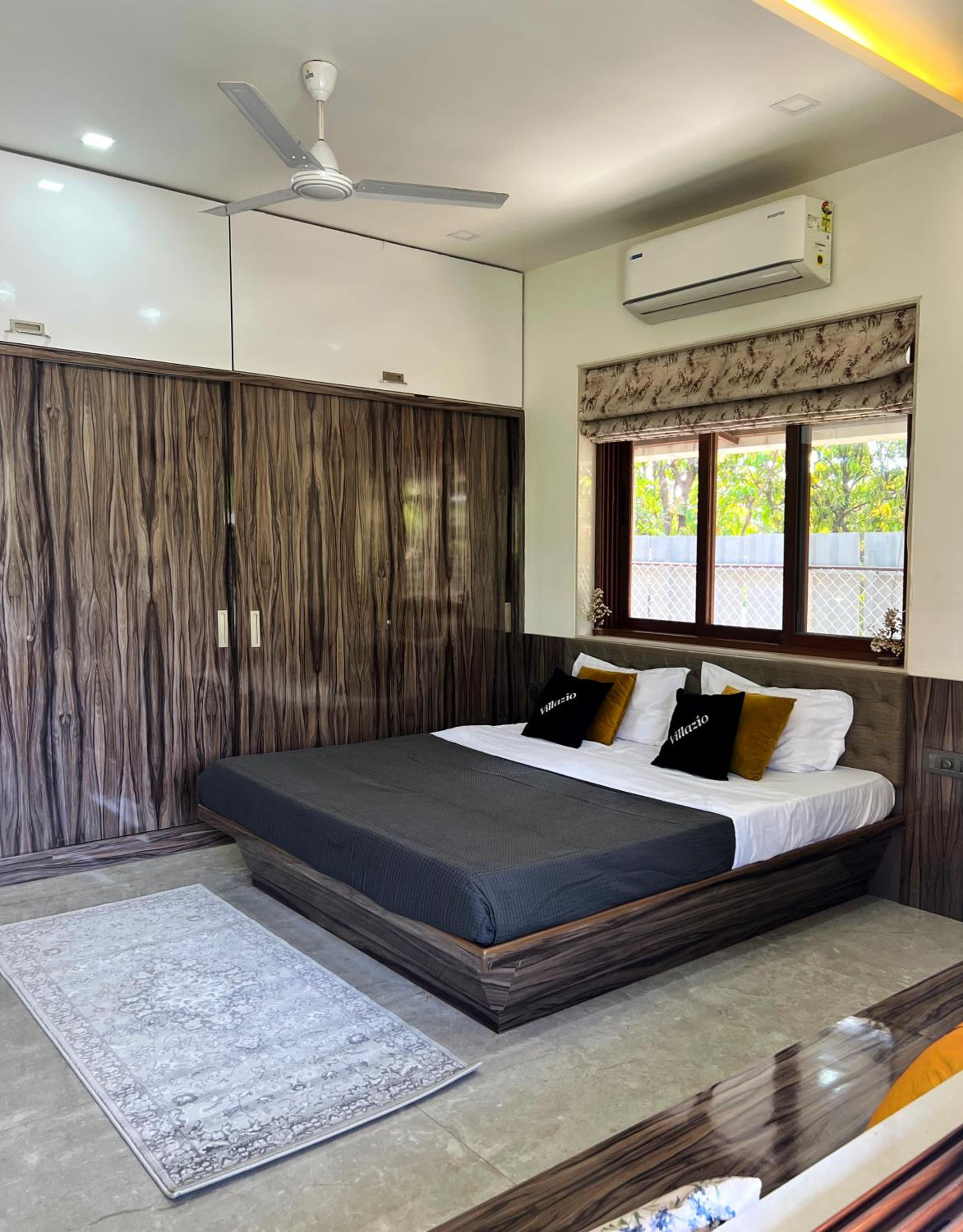 Three-Bedroom Villa photo 1