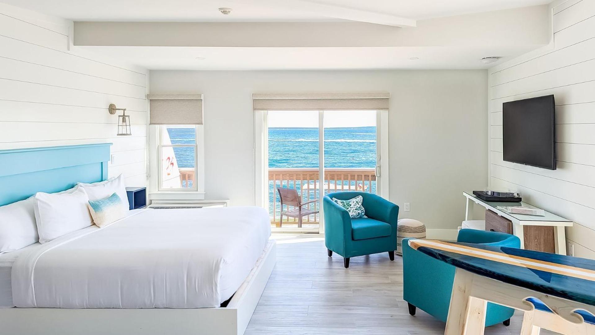 Deluxe King Room - Photo 1