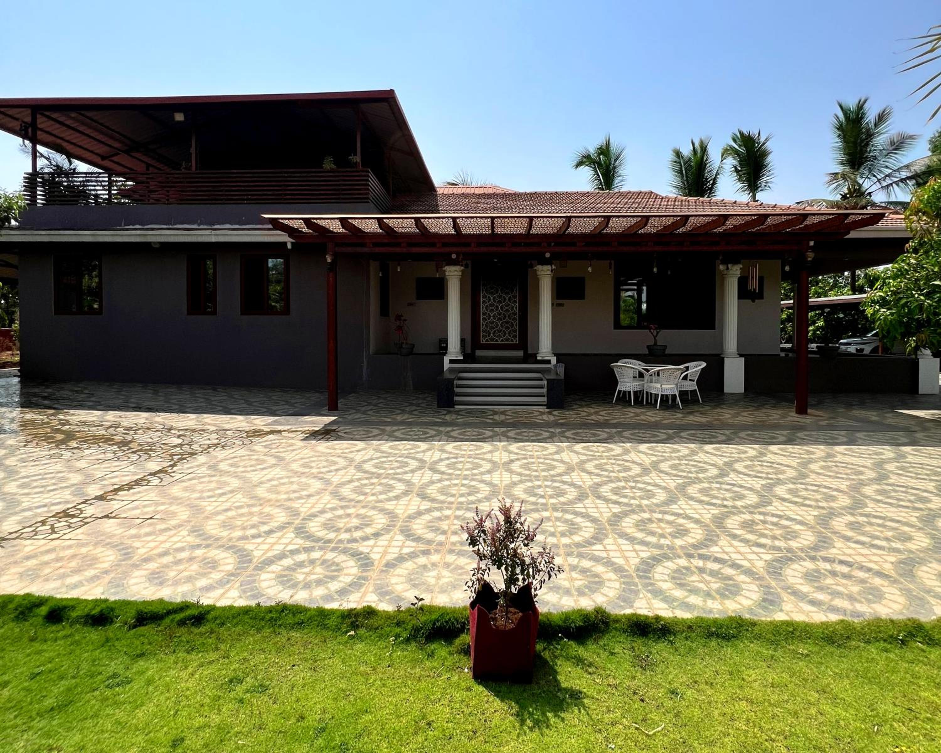 Three-Bedroom Villa photo 3
