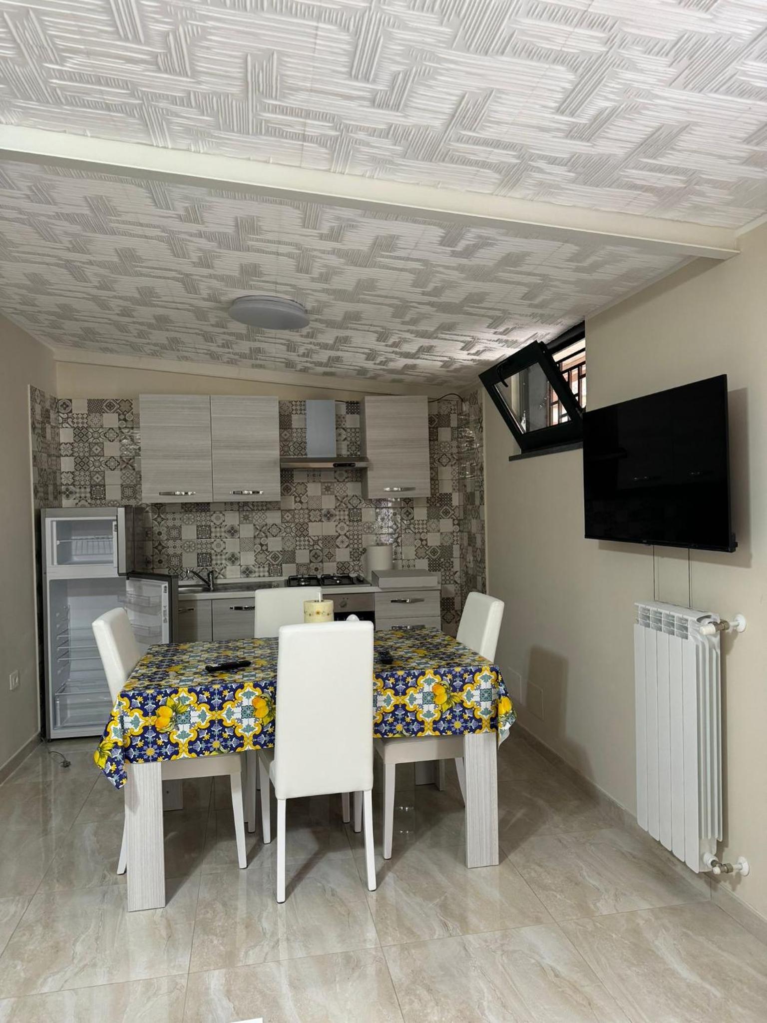 One-Bedroom House photo 3