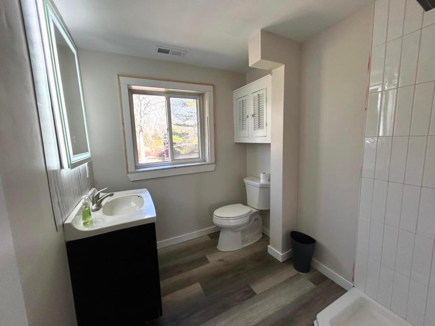 Four-Bedroom House photo 3