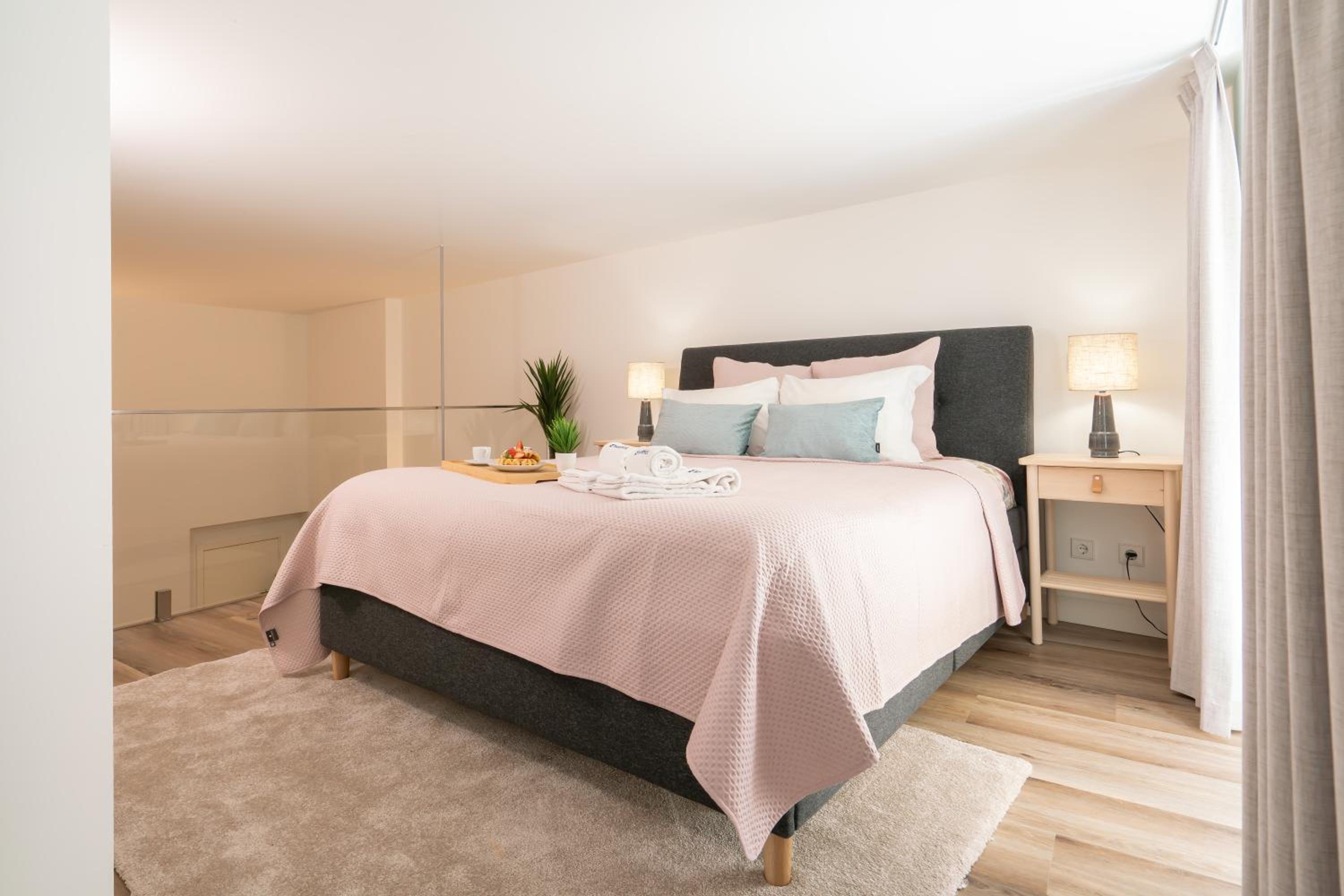 Budget Double Room - Photo 1