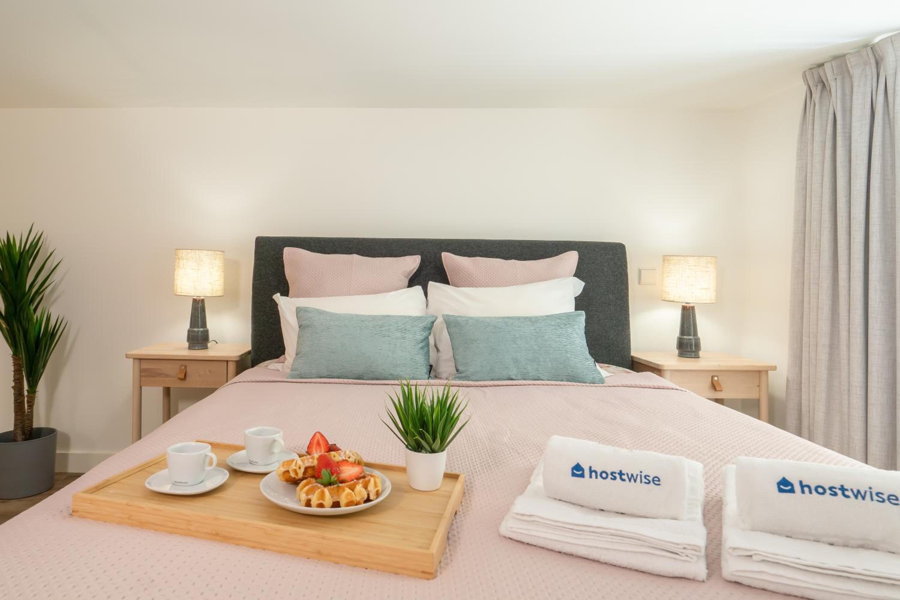 Budget Double Room - Photo 4