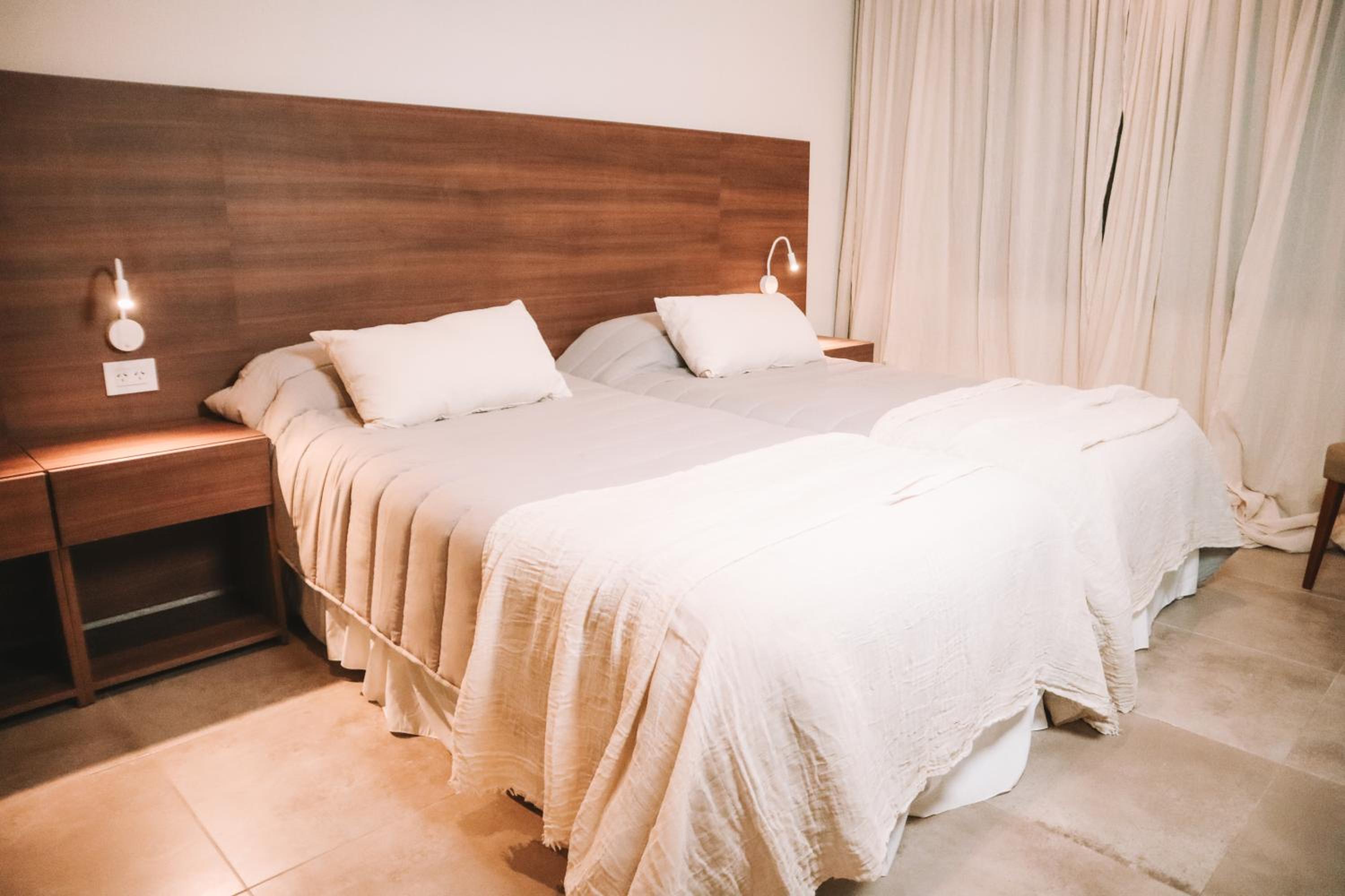Deluxe Quadruple Room photo 1