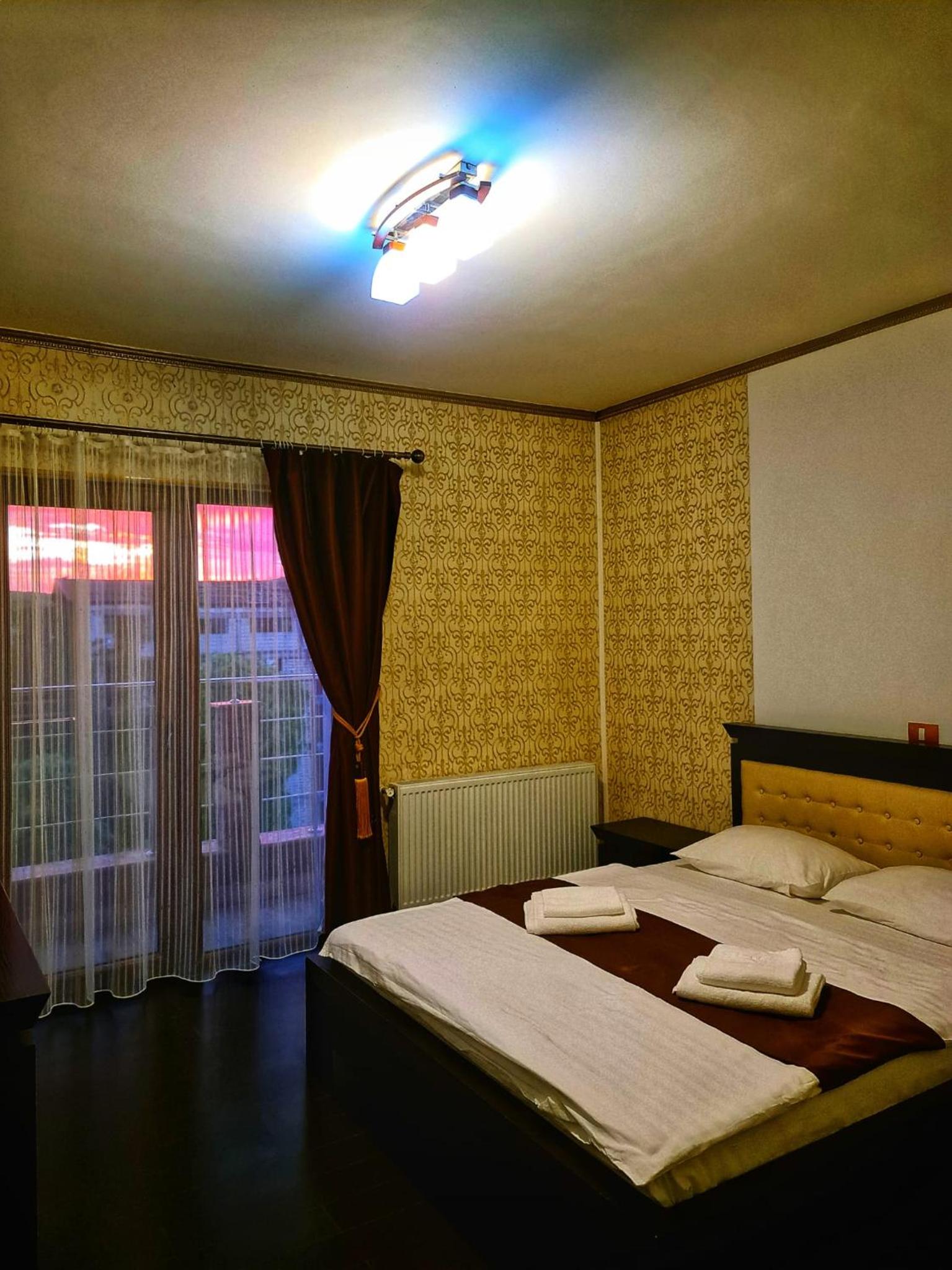 Three-Bedroom Deluxe Apartment