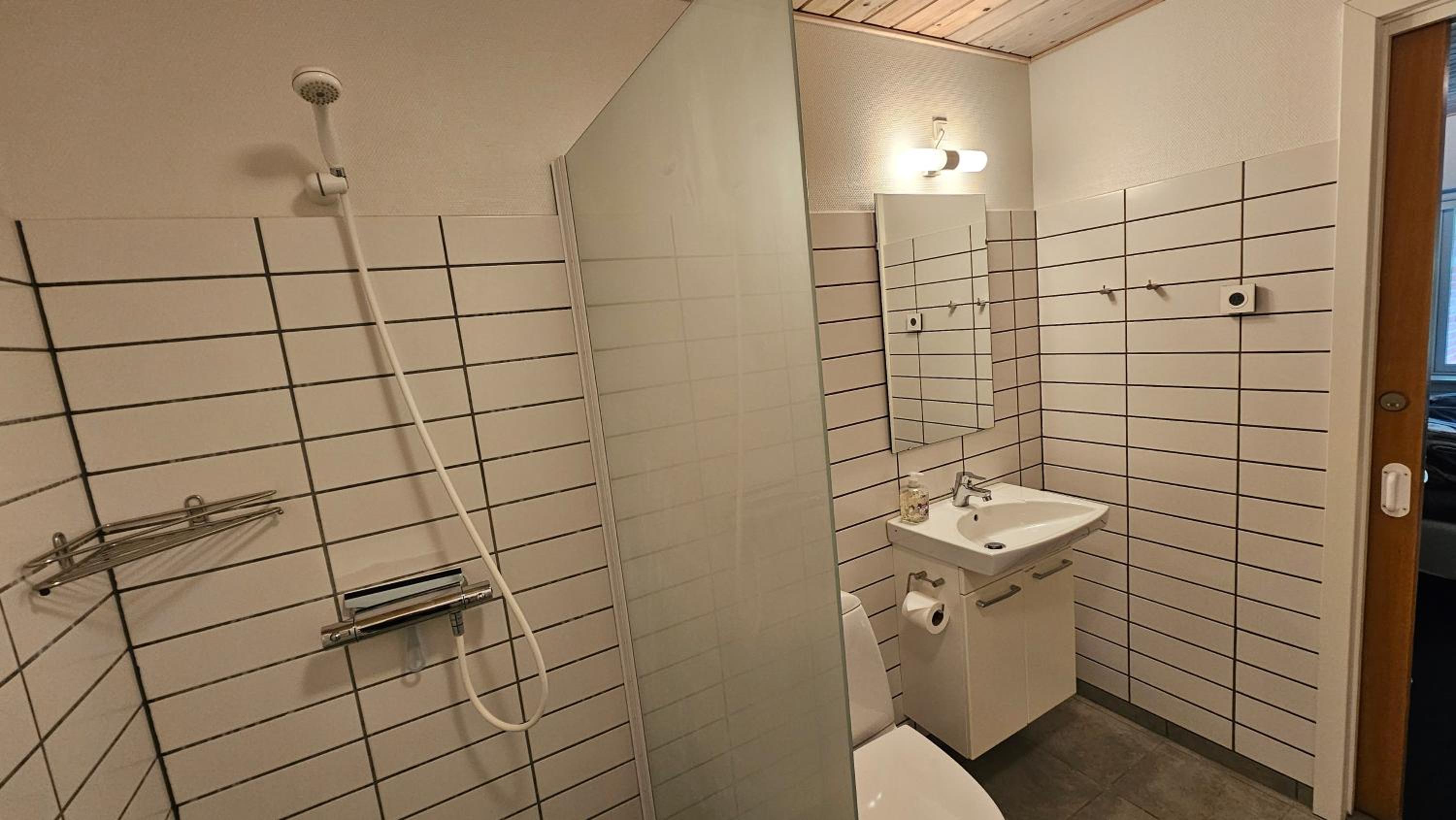 Deluxe Double Room - Photo 18