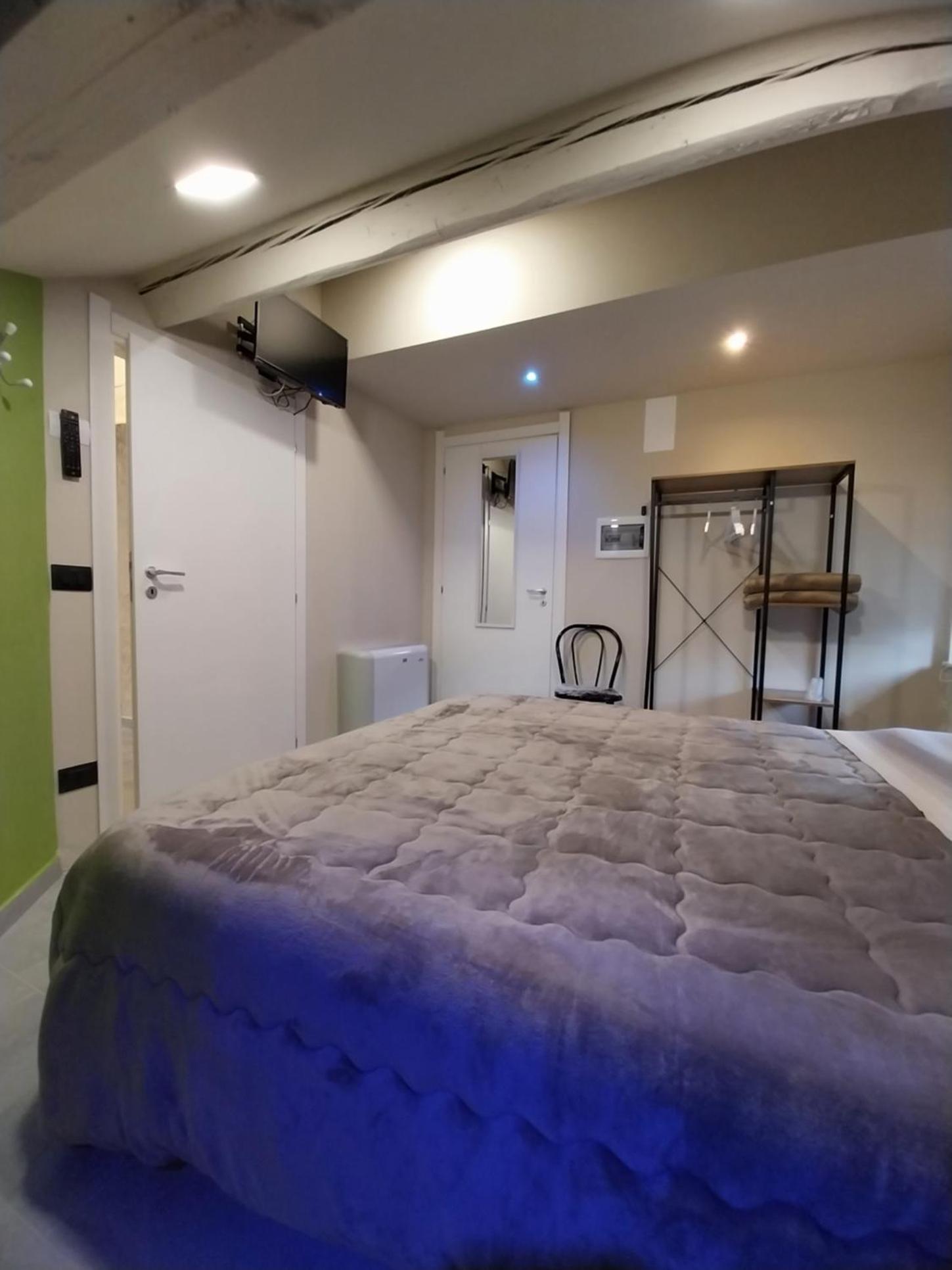 Triple Room with Bathroom
