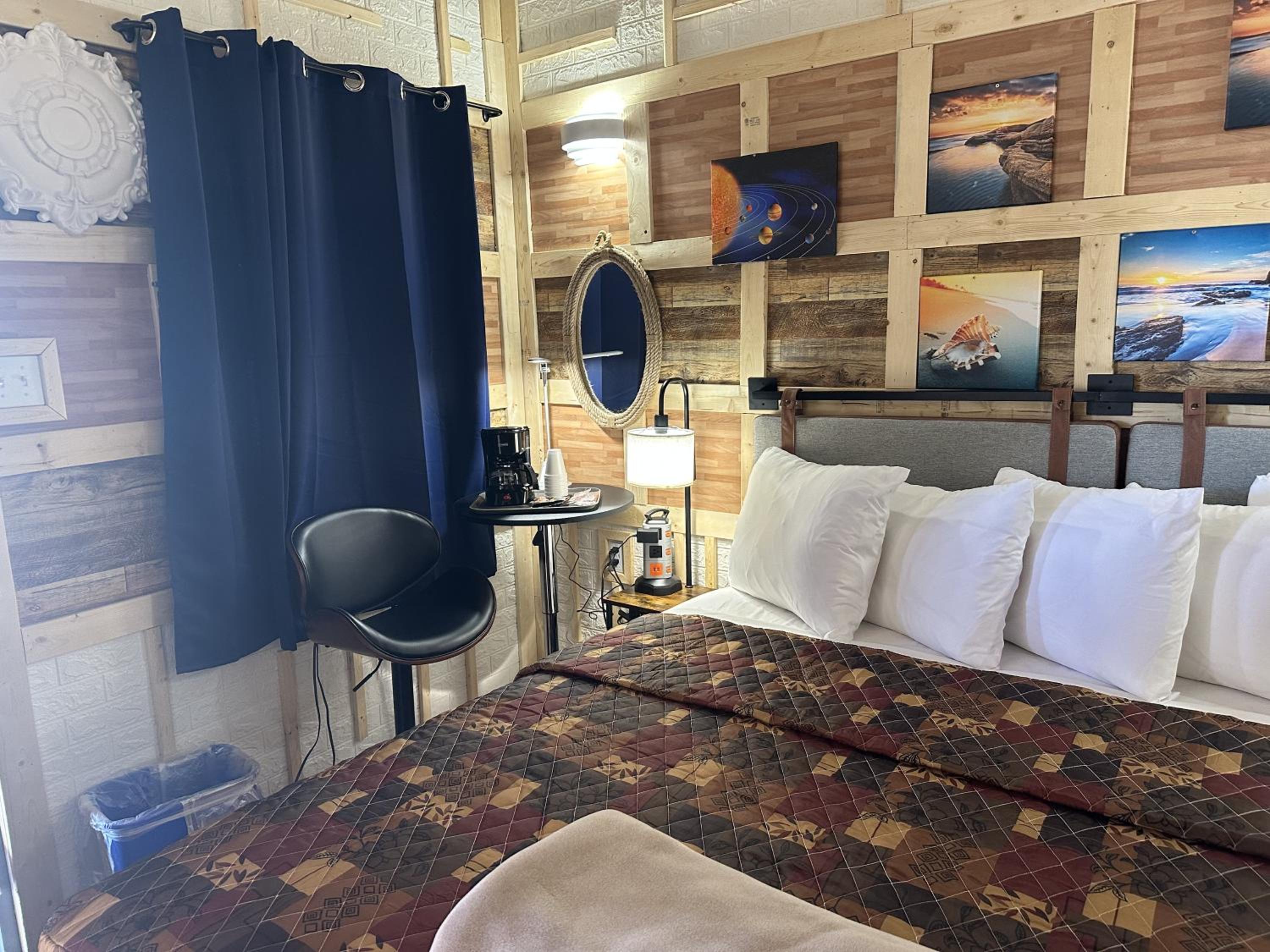 Double Room With Private Bathroom photo 2