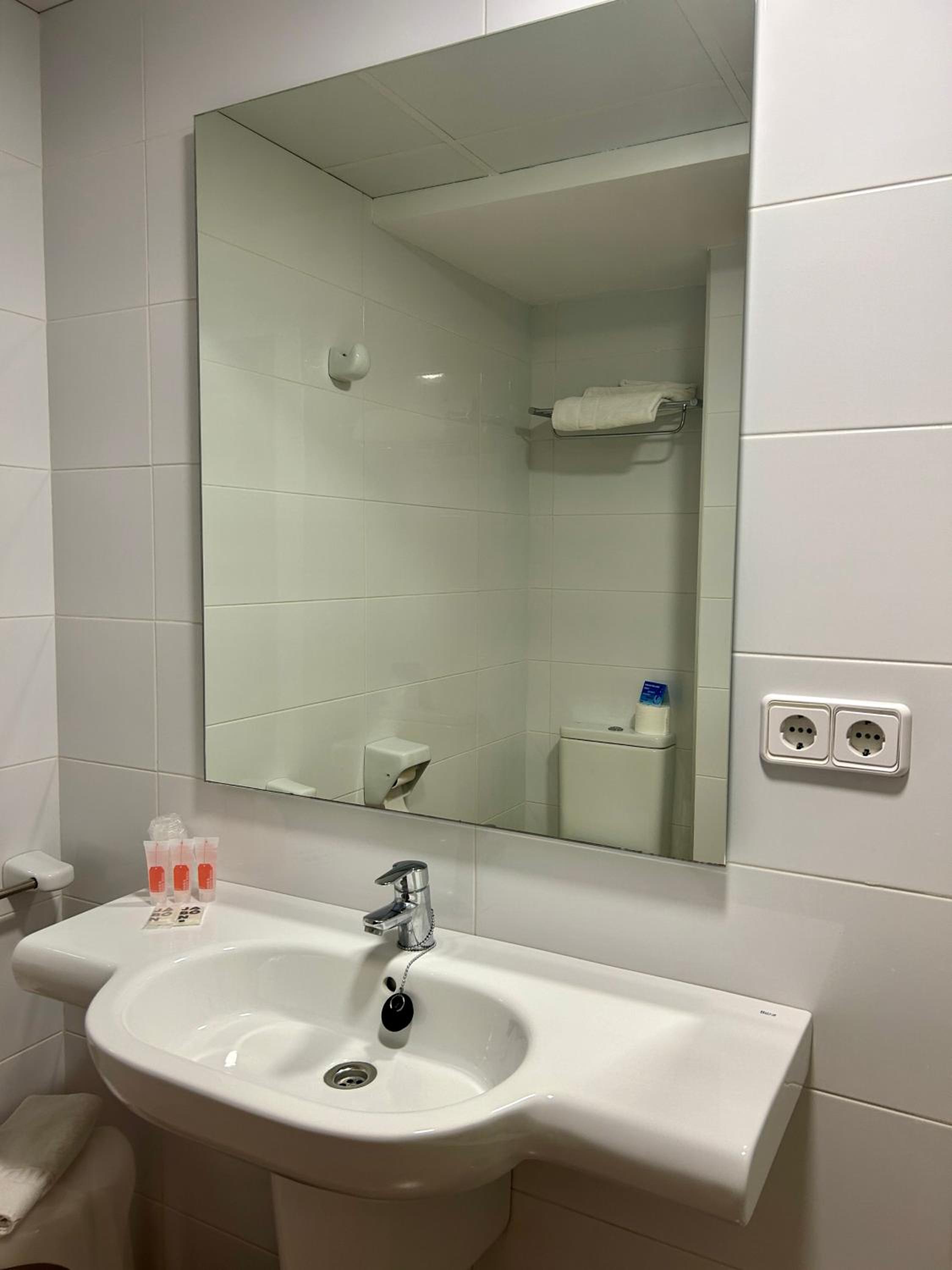 Triple Room - Photo 23