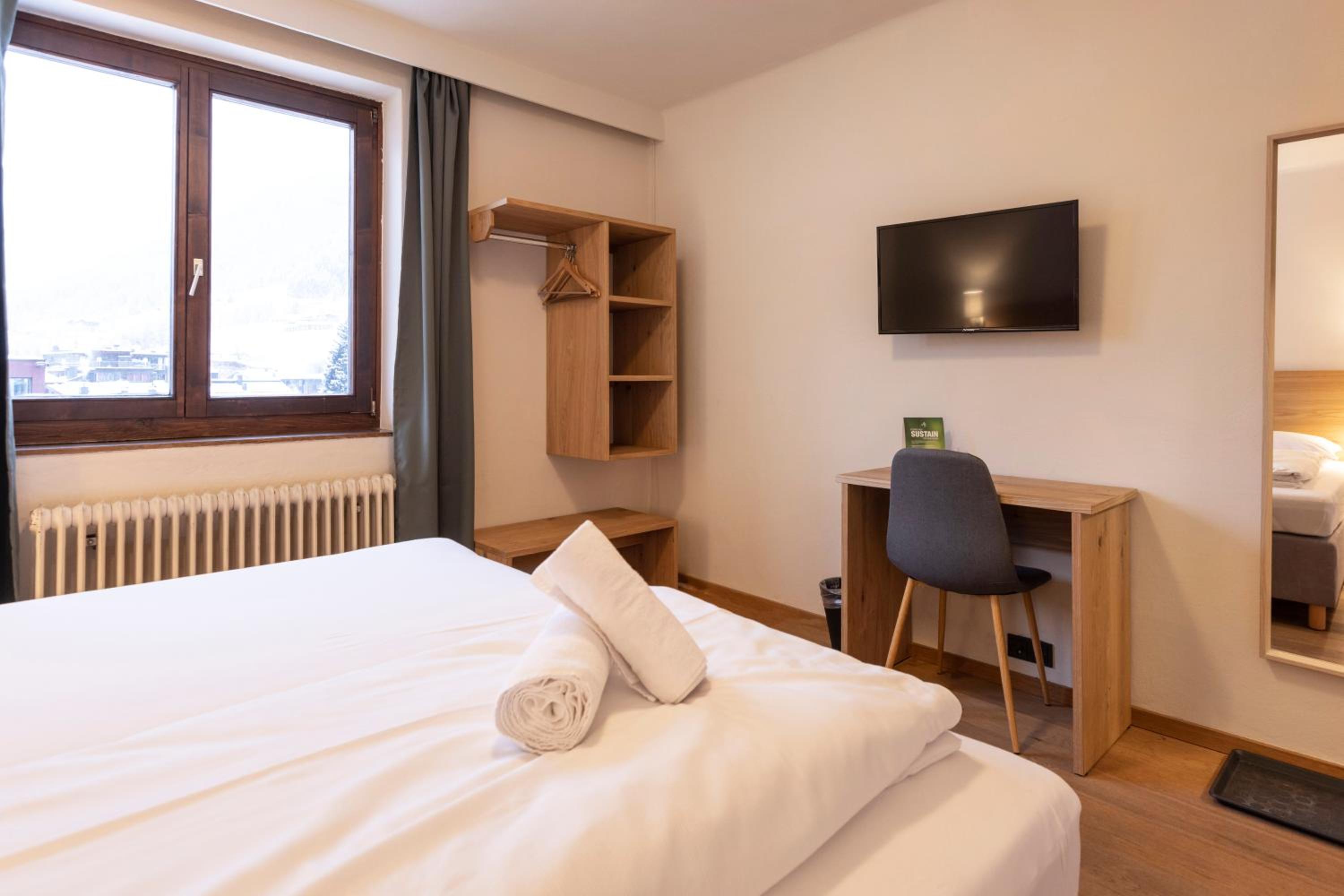 Standard Double Room photo 2