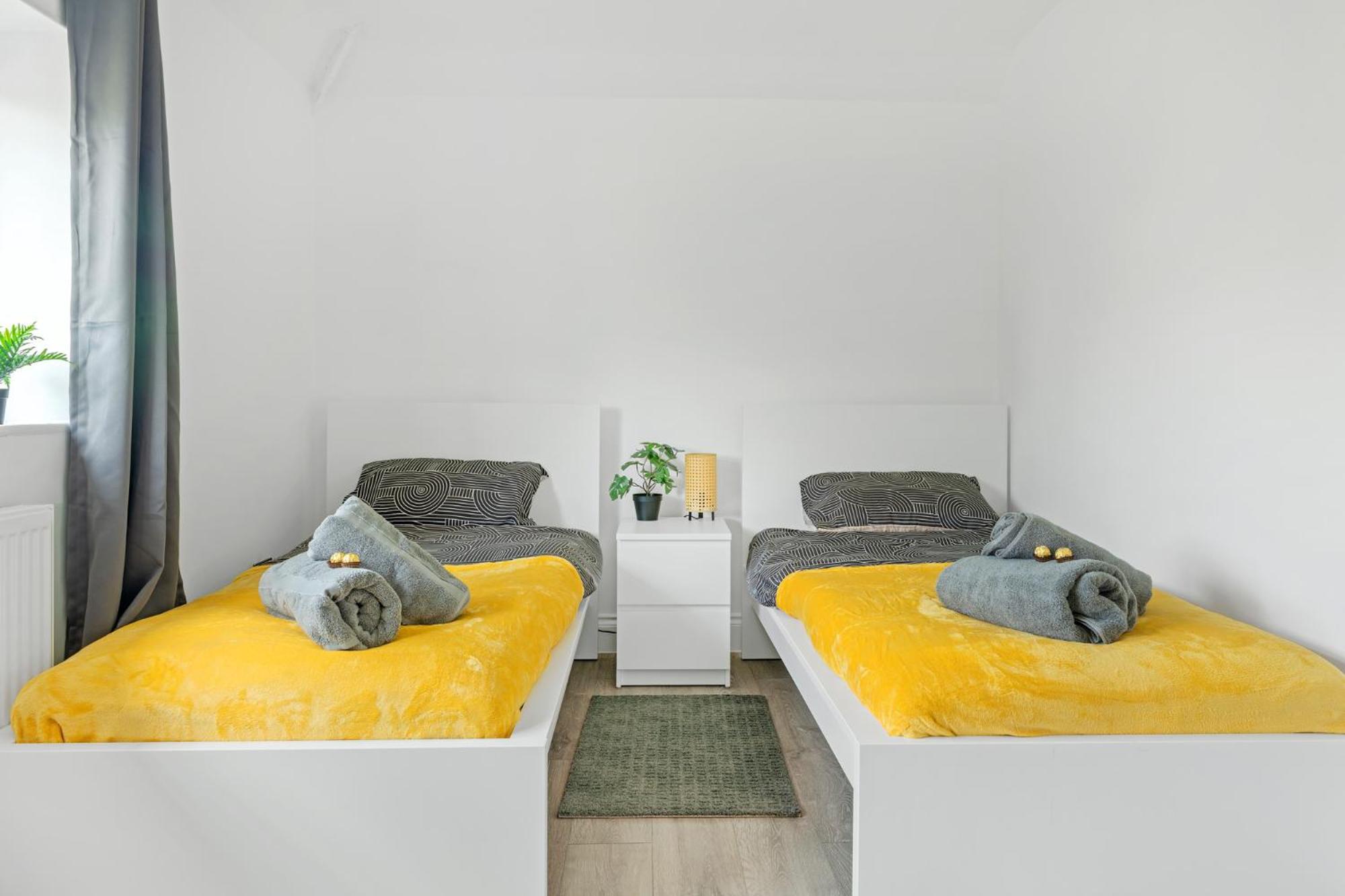 Apartment photo 1