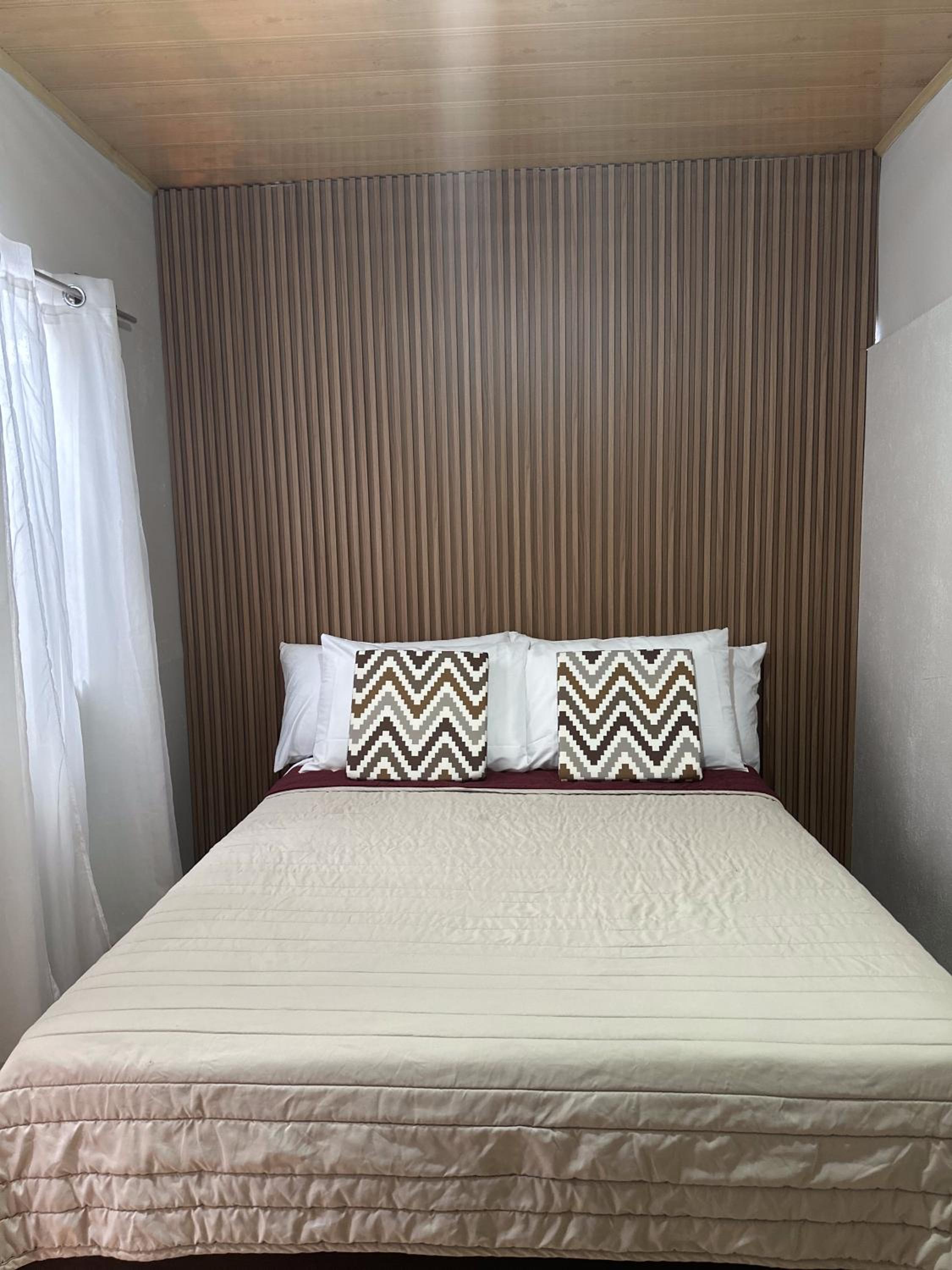Double Room With Shared Bathroom photo 3