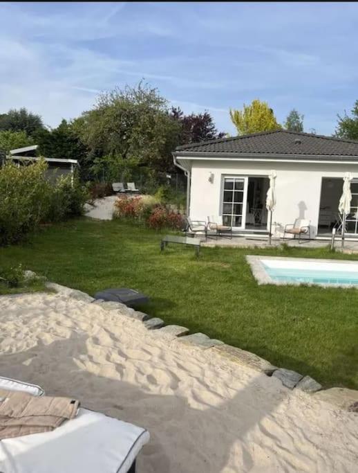 Apartment with Pool View  photo 2