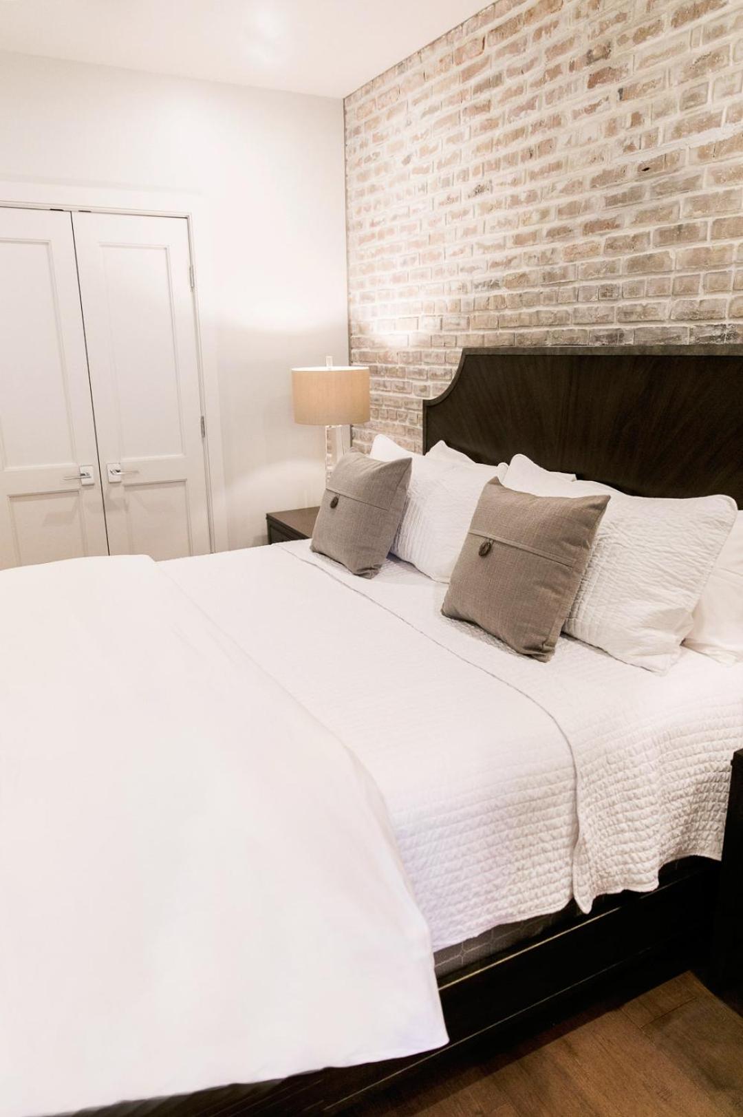 Two-Bedroom Deluxe Apartment