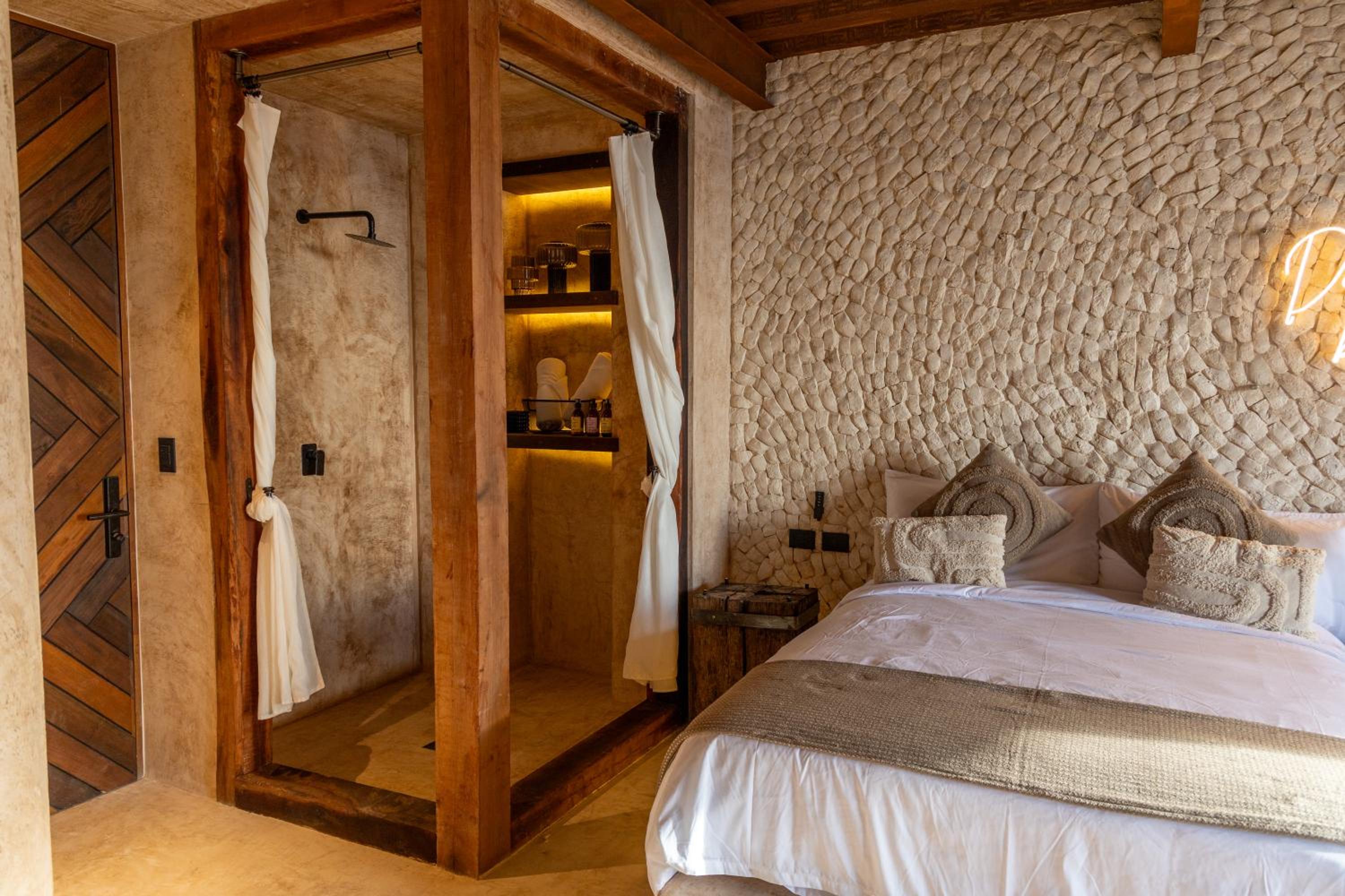 Suite with Sea View - Photo 5