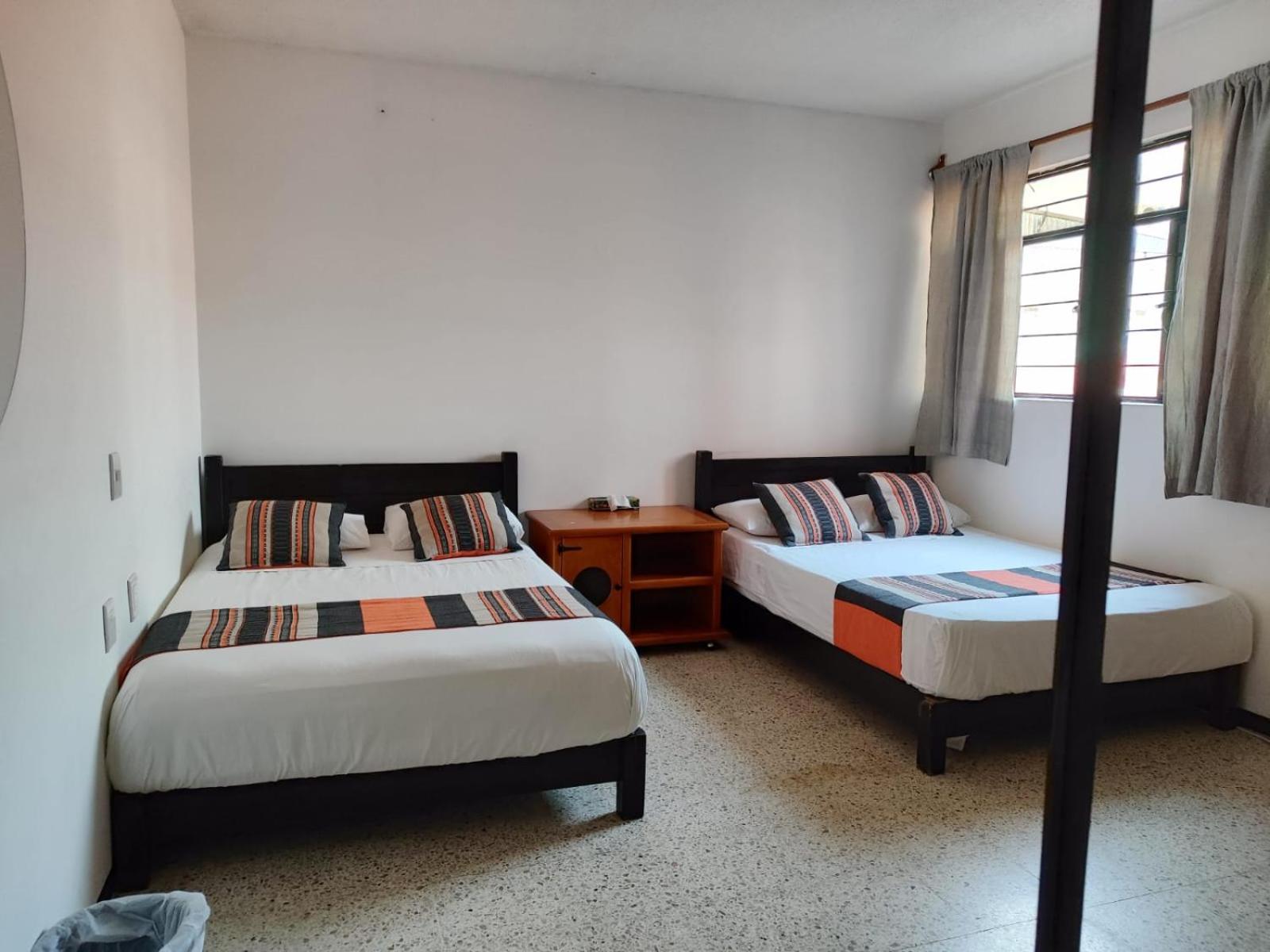 Classic Quadruple Room - Photo 3