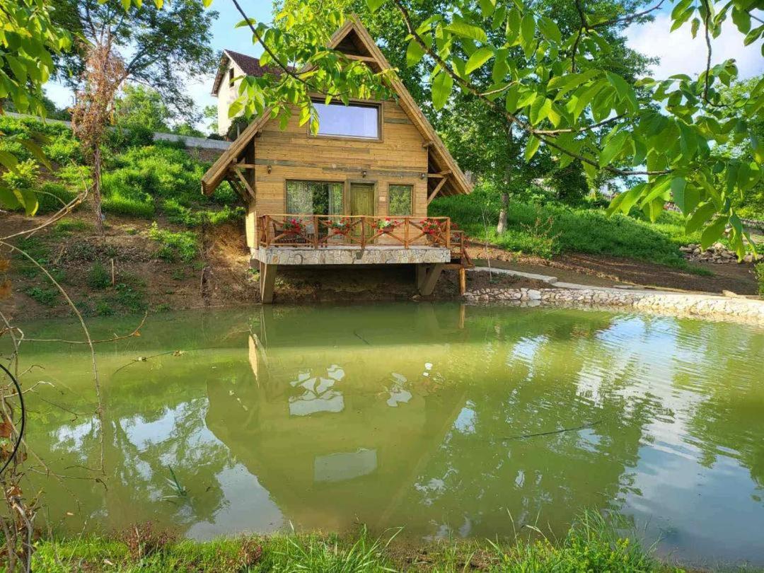 Bungalow - Water Front  photo 1