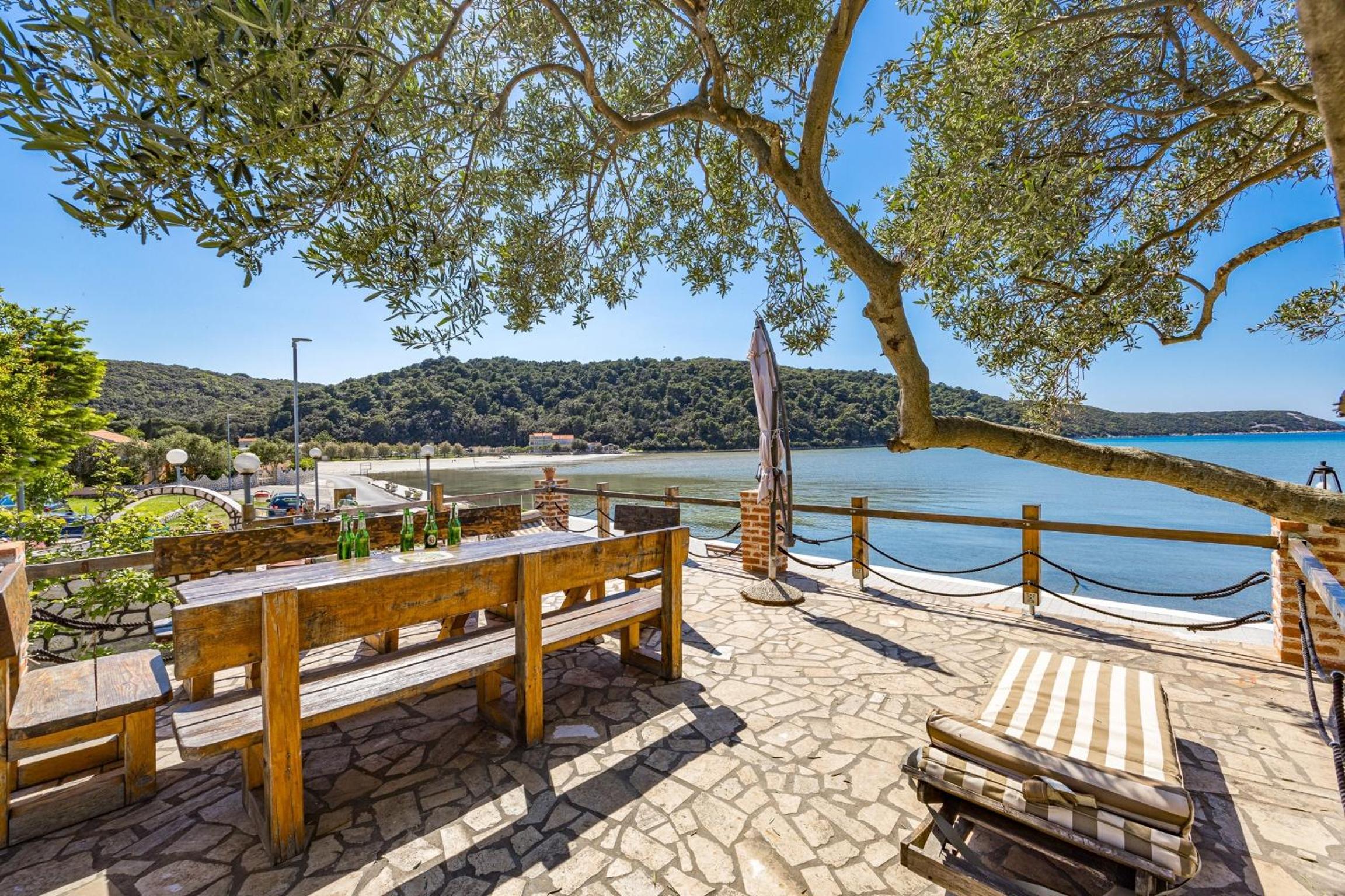 One Bedroom Apartment With Sea View photo 3