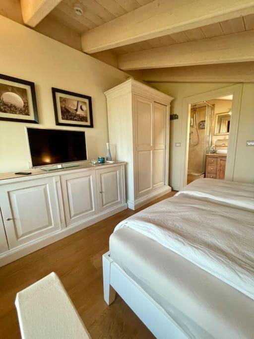 Apartment - Split Level