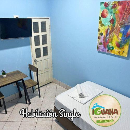 Single Room photo 2