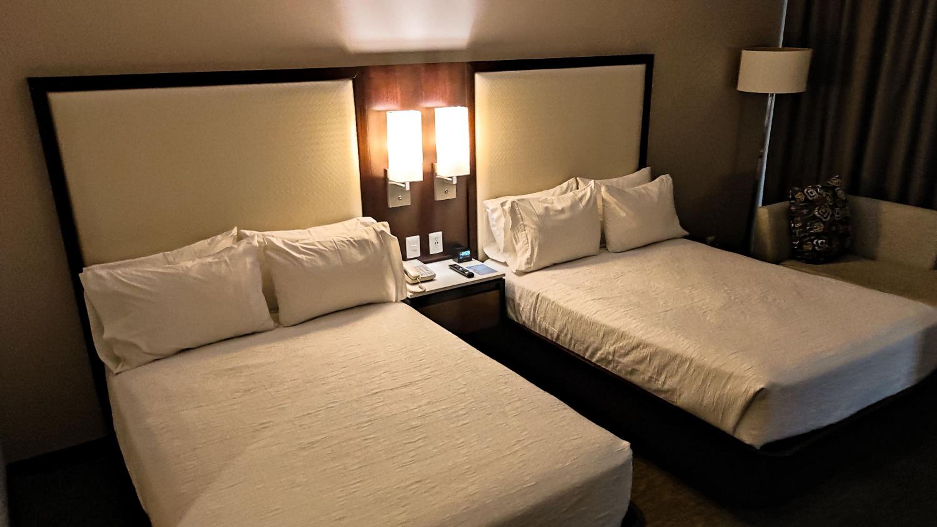 Double Room with Two Double Beds photo 3