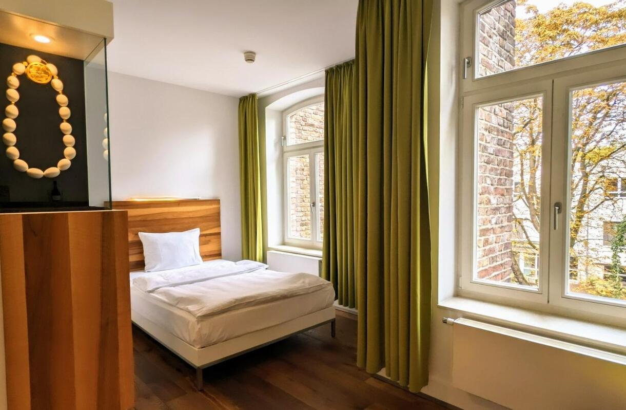 Standard Room - Photo 1