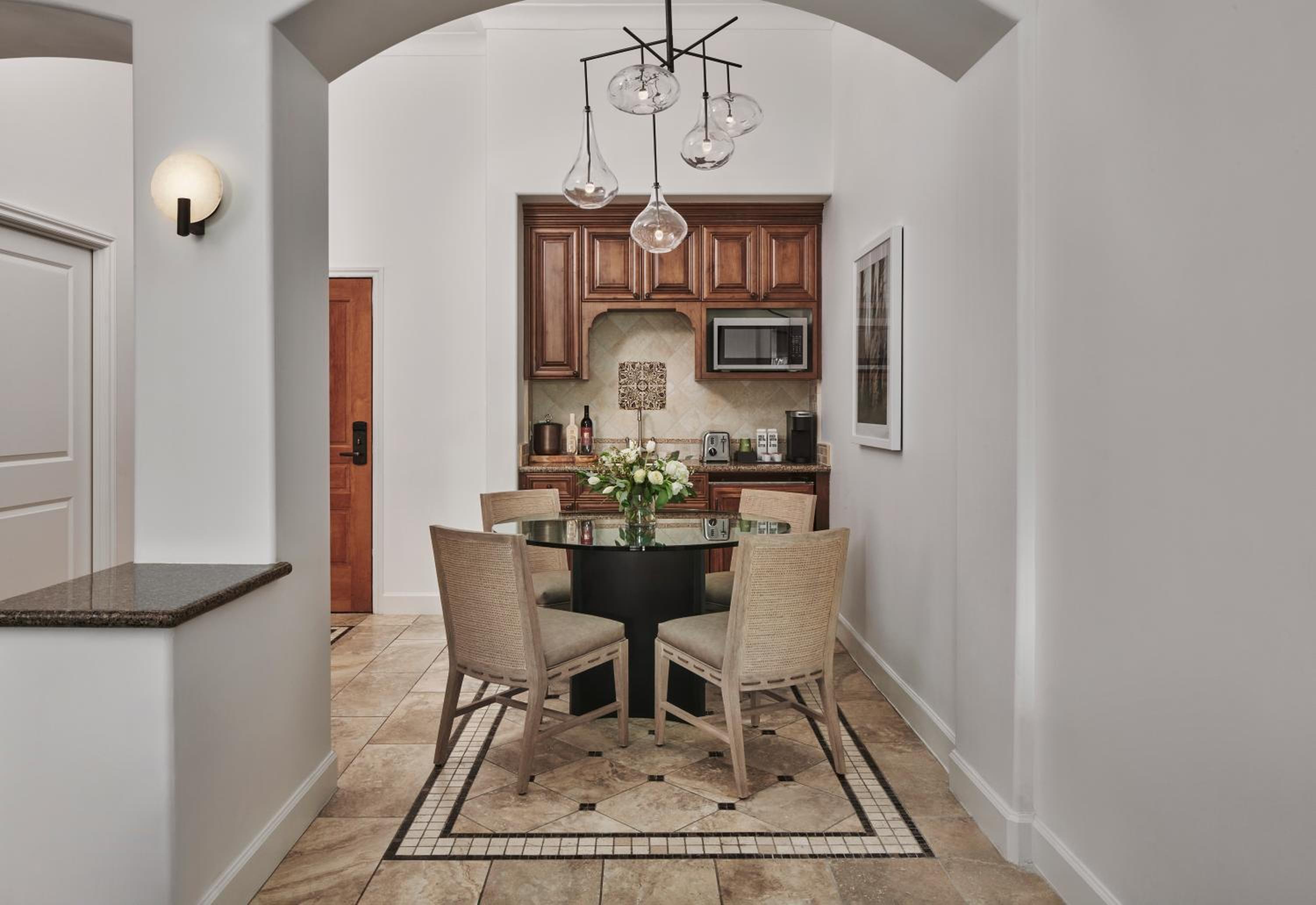 Rutherford One-Bedroom Suite - Photo 3