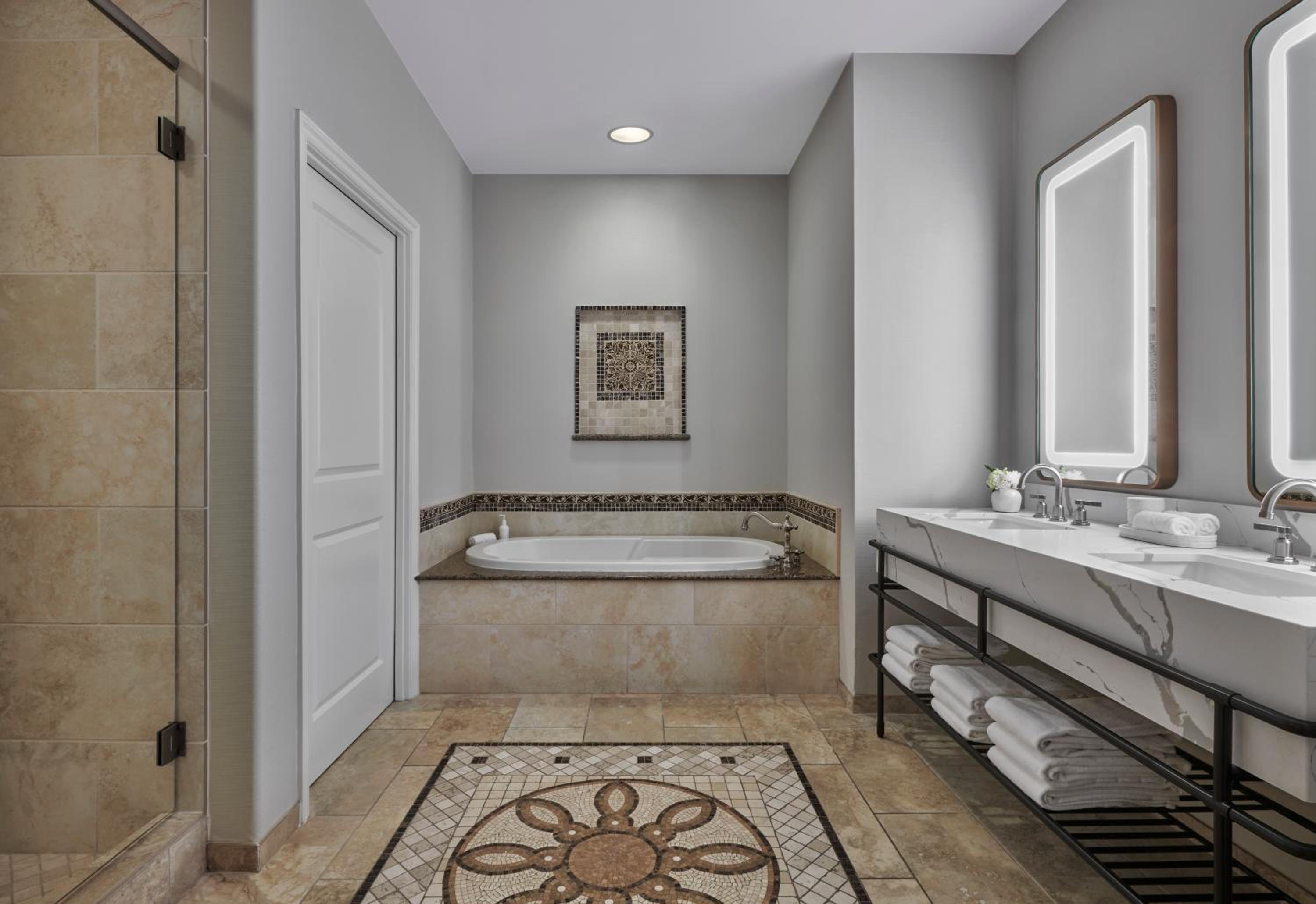 Rutherford One-Bedroom Suite - Photo 4