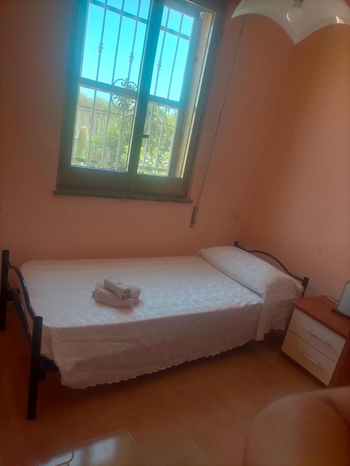 Four-Bedroom House photo 2