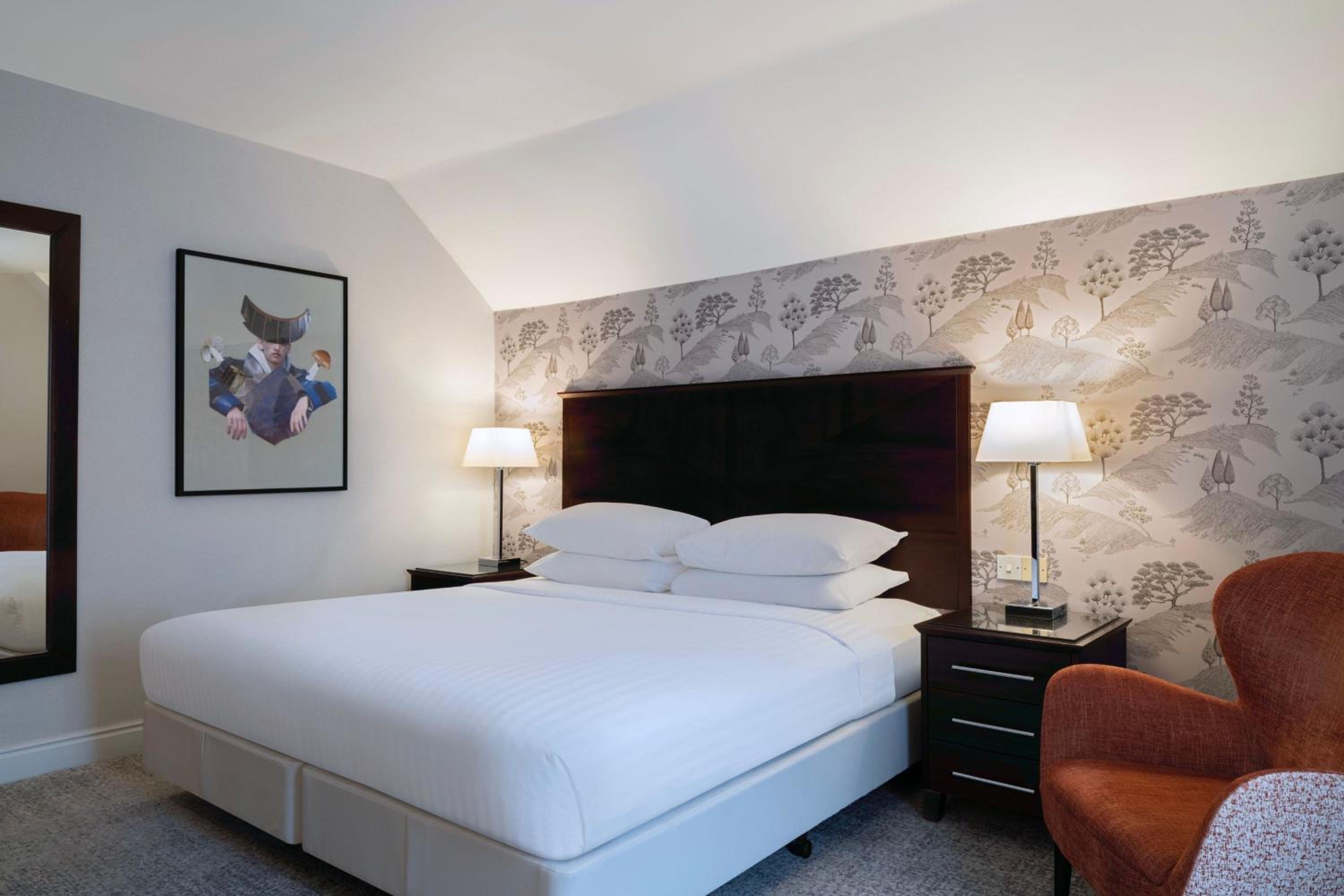 Superior King Room - Photo 3