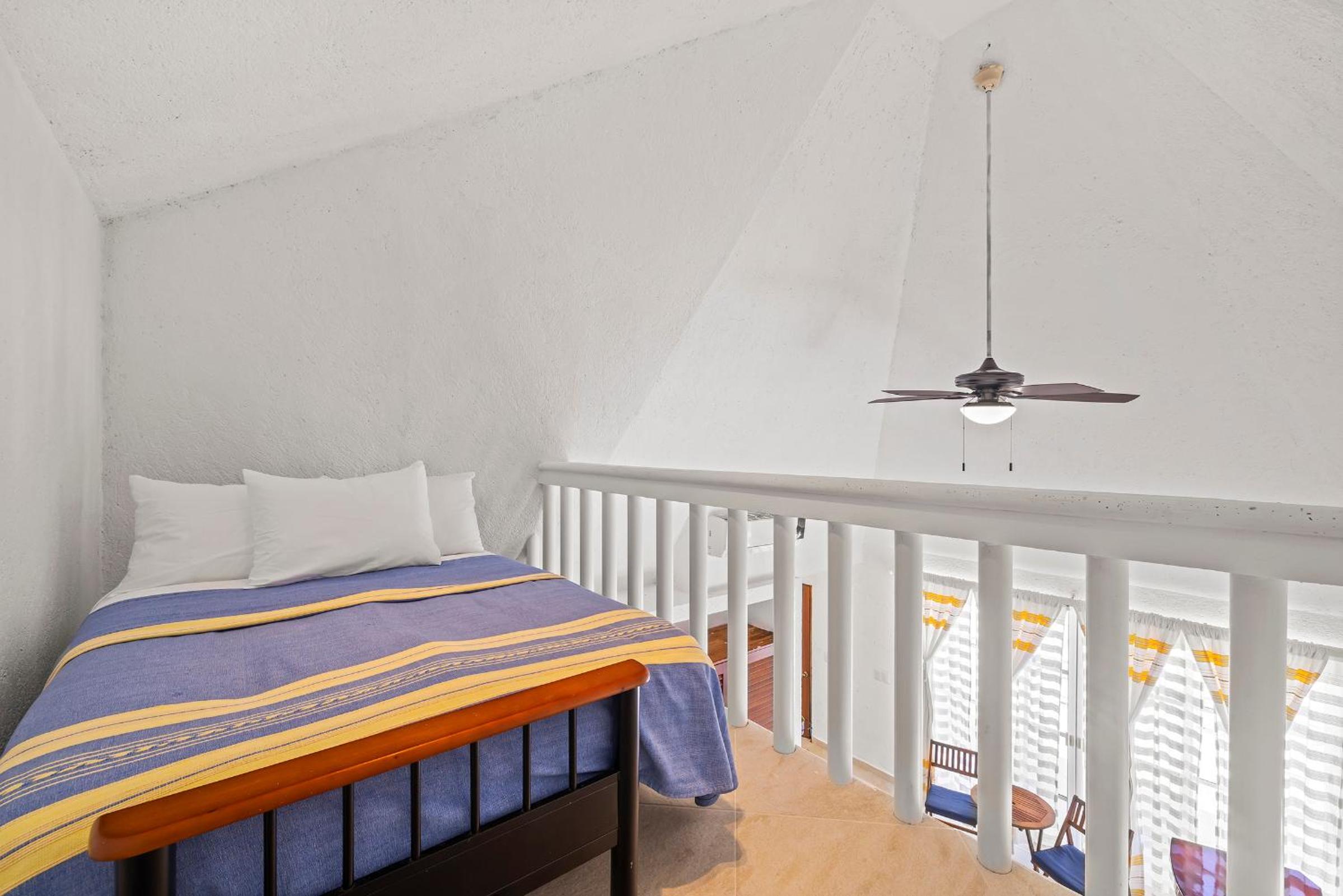 King Suite with Ocean View photo 1