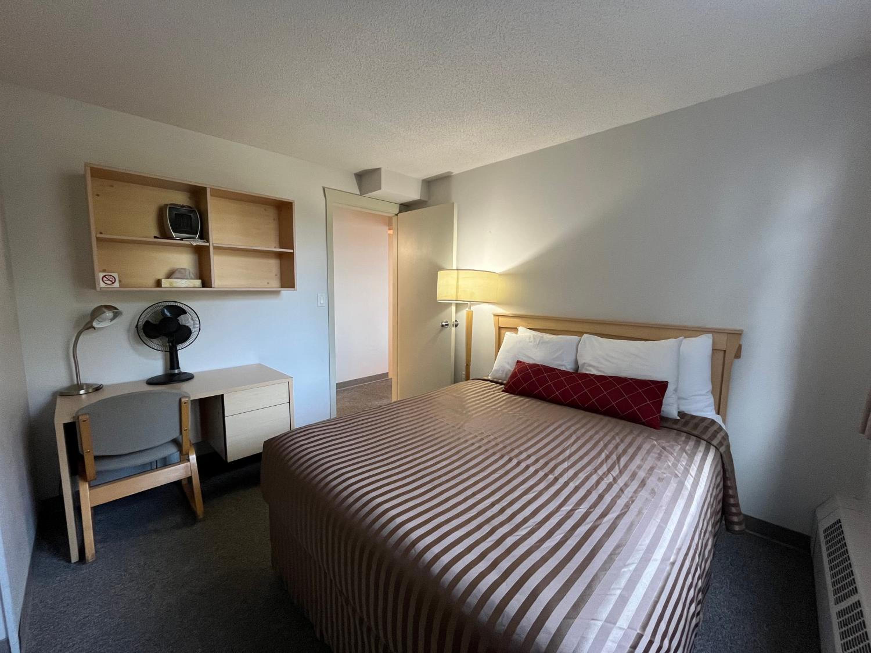 One Bedroom Suite With Shower