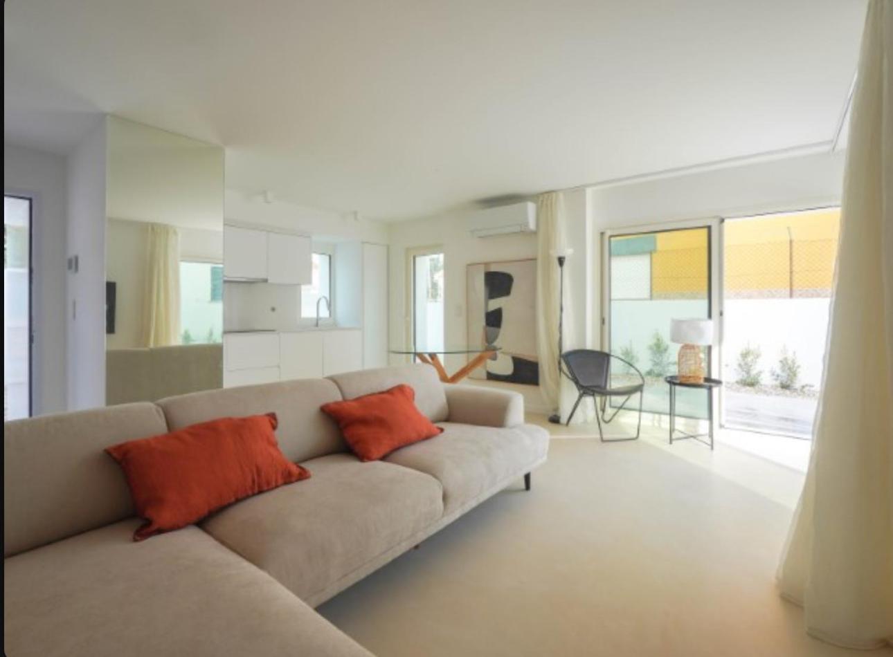 Three-Bedroom Villa photo 3