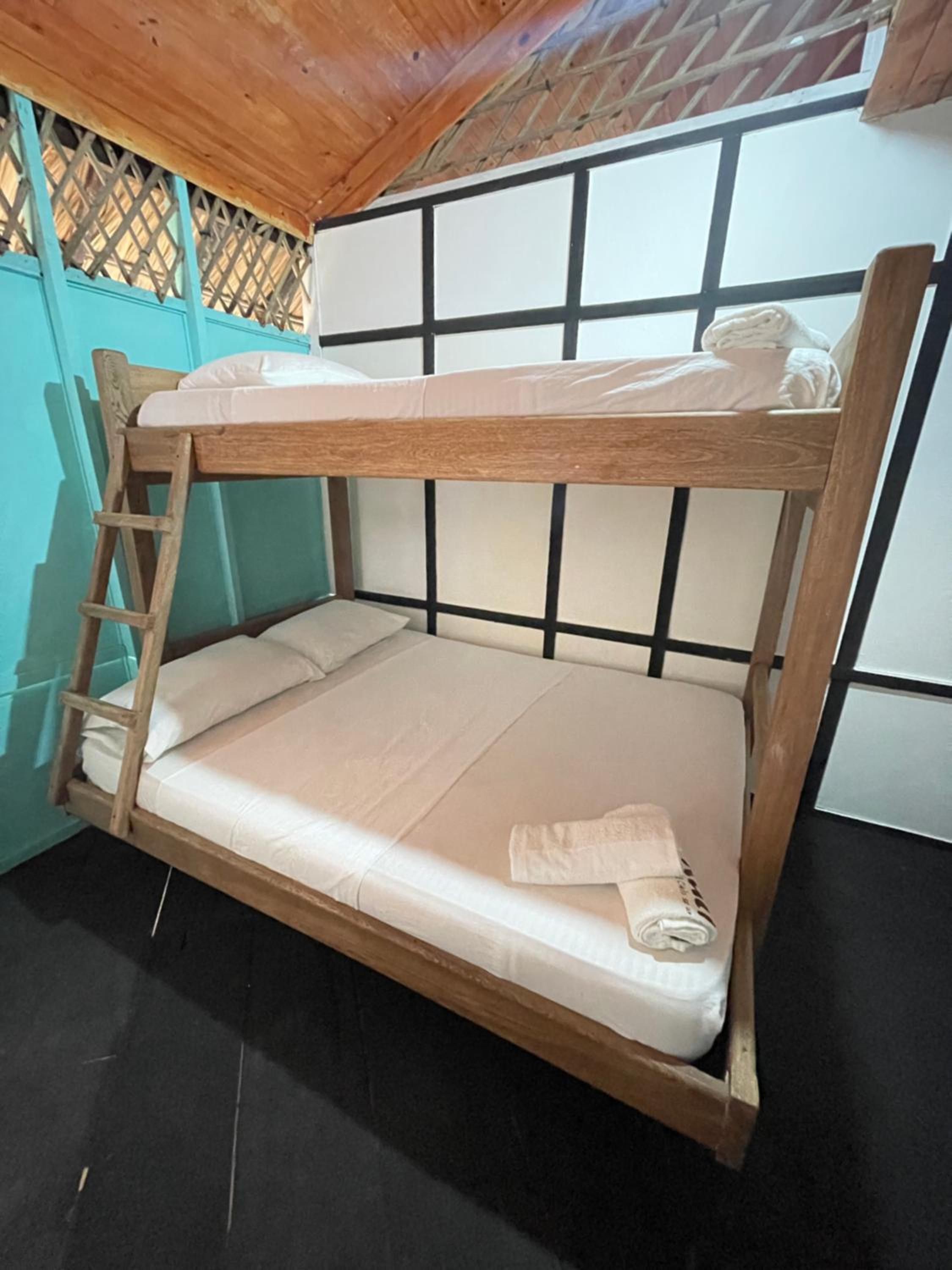 Triple Room with Shared Bathroom photo 2