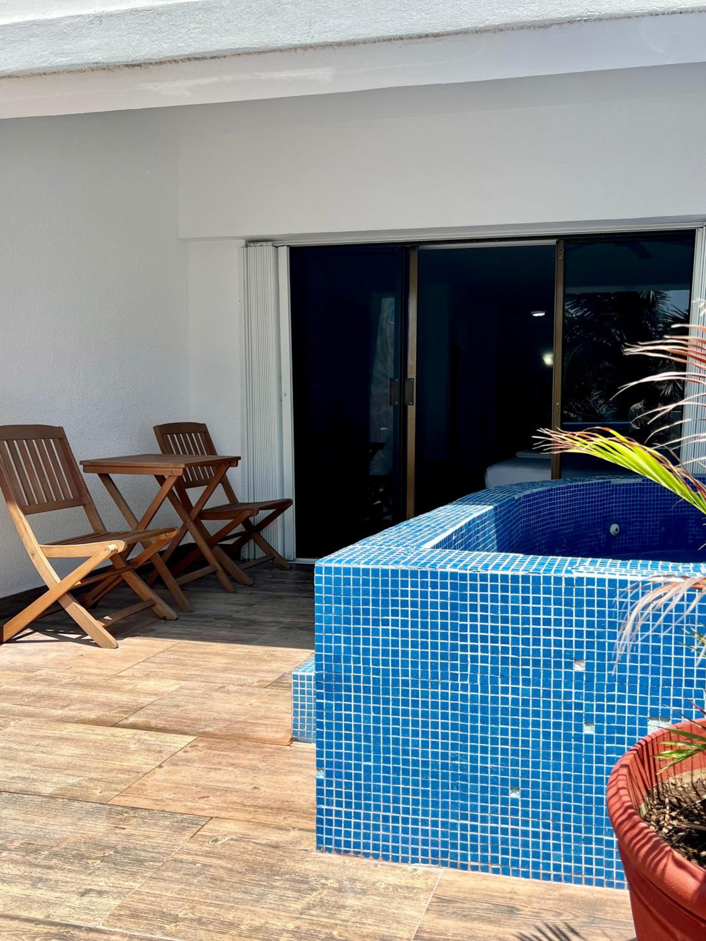 Suite with Sea View - Photo 7