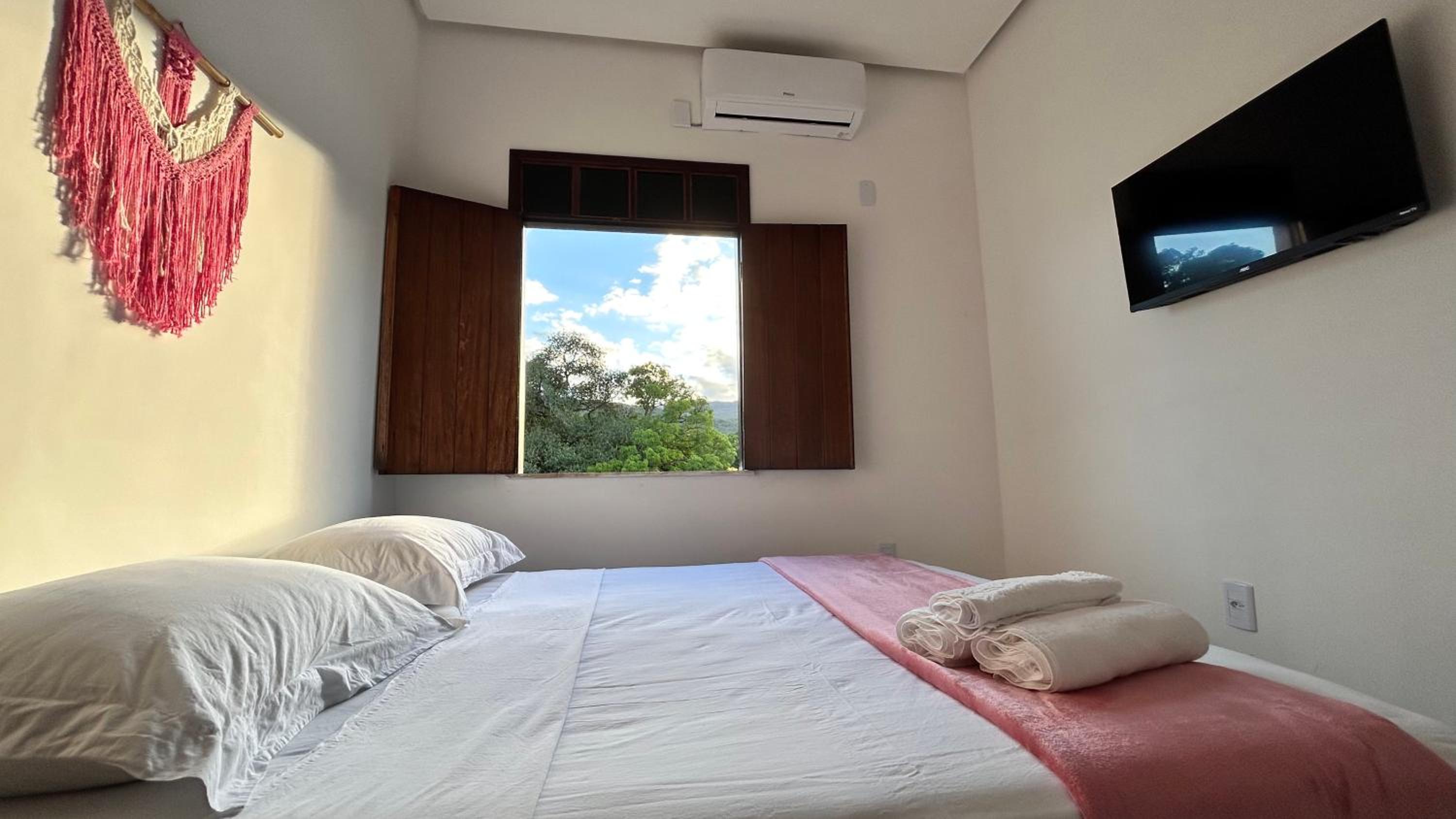 Suite with Mountain View photo 2