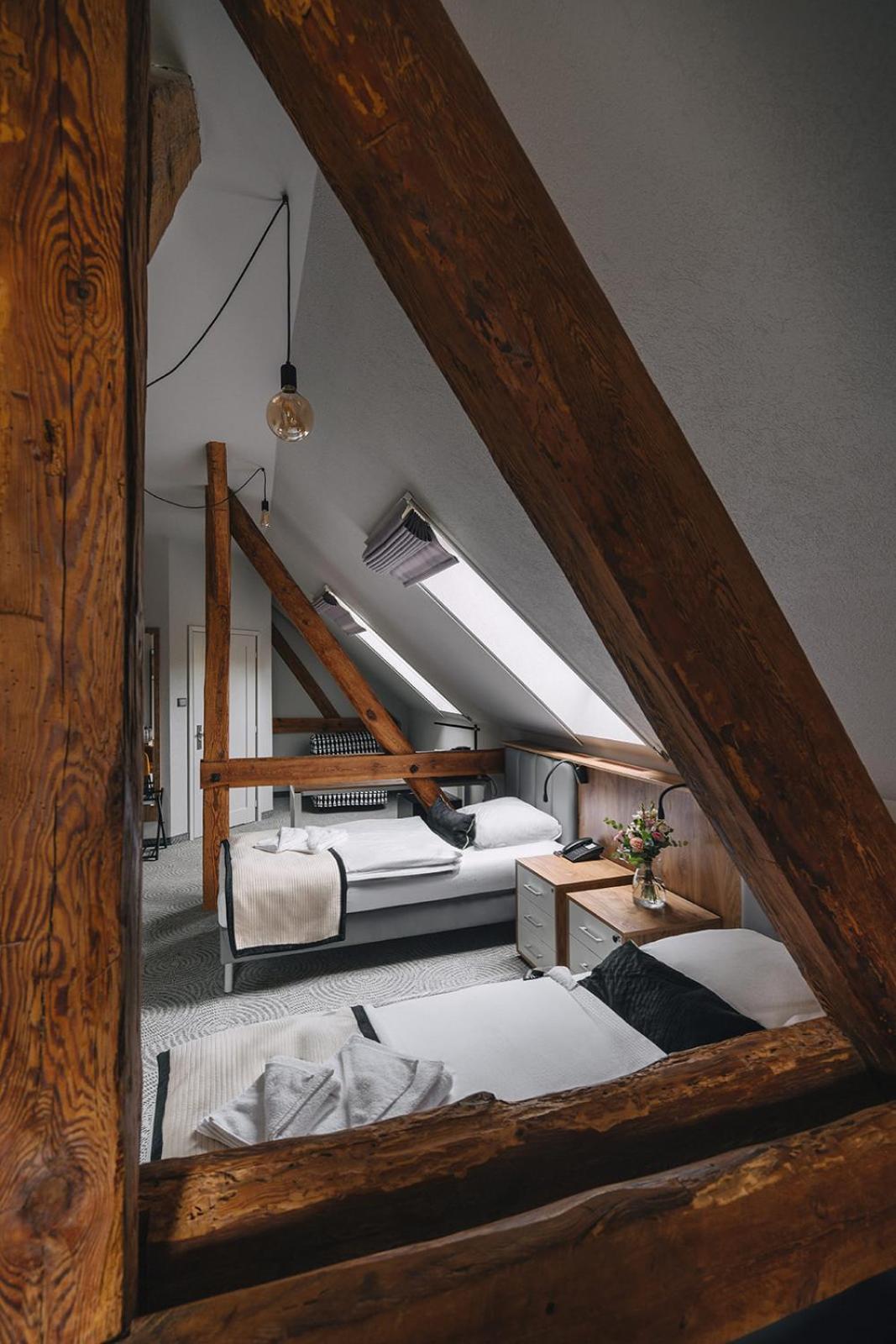 Deluxe Family Suite - Photo 2
