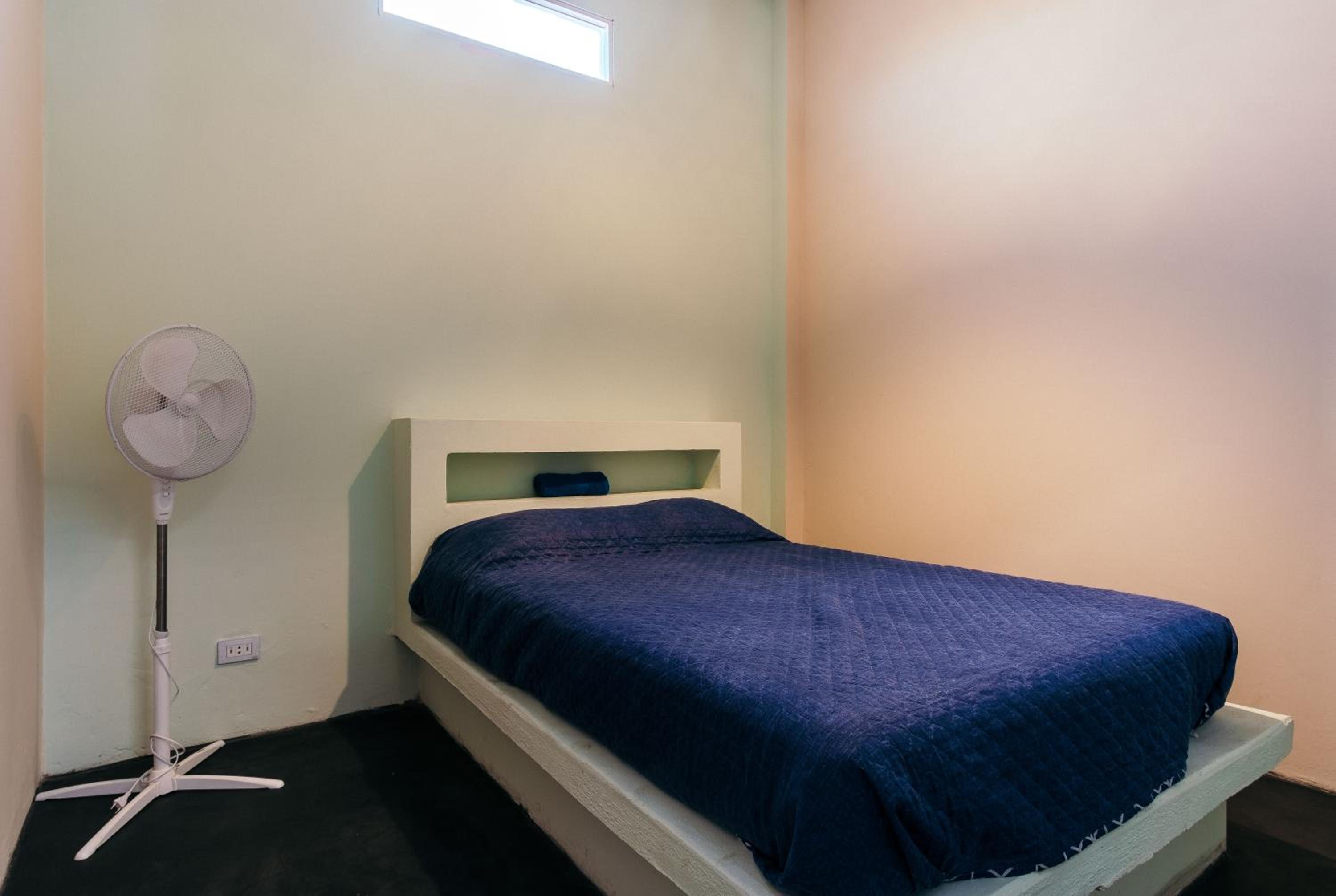 Double Room With Shared Bathroom photo 1