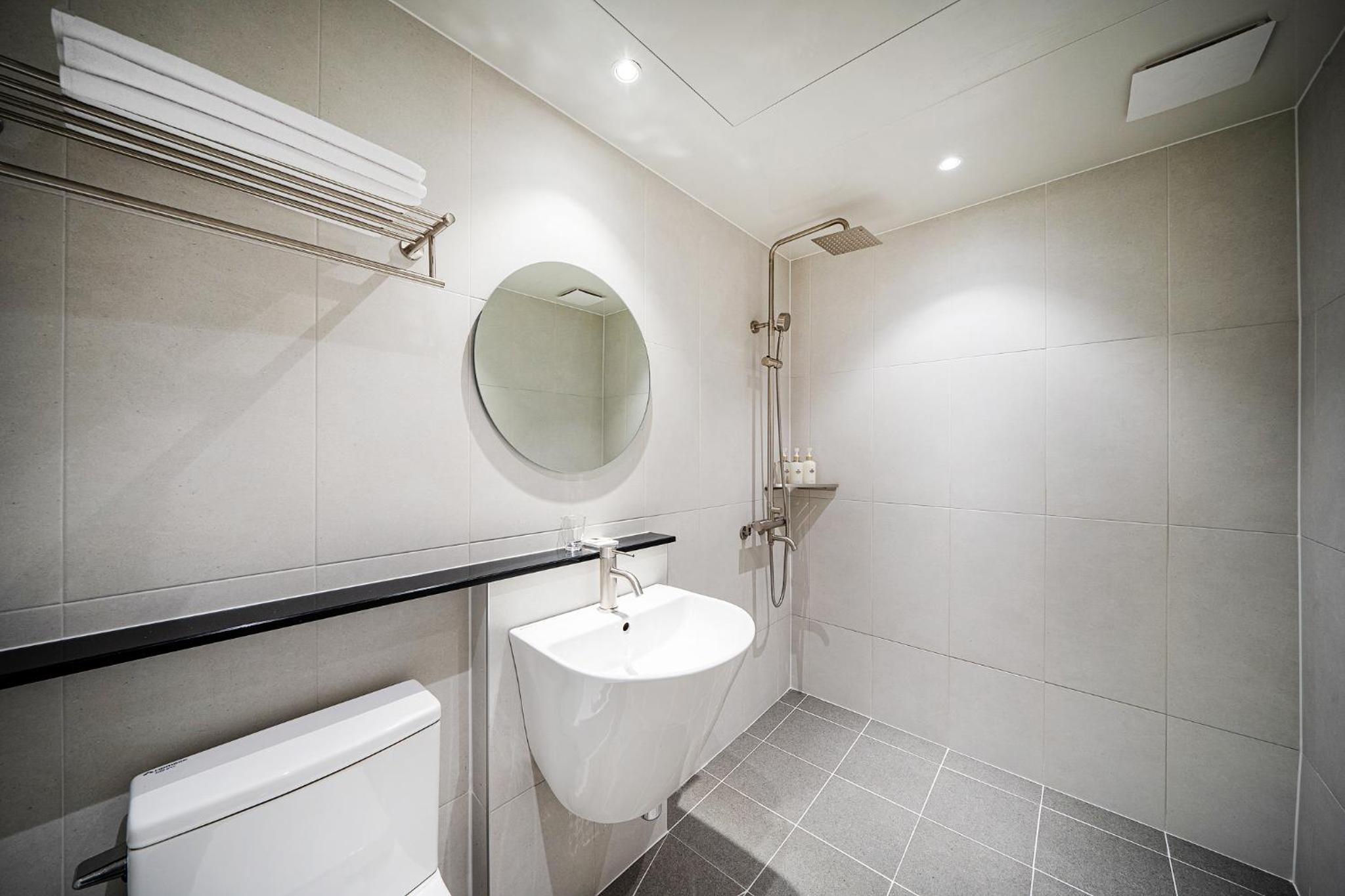 Double Room - Photo 3