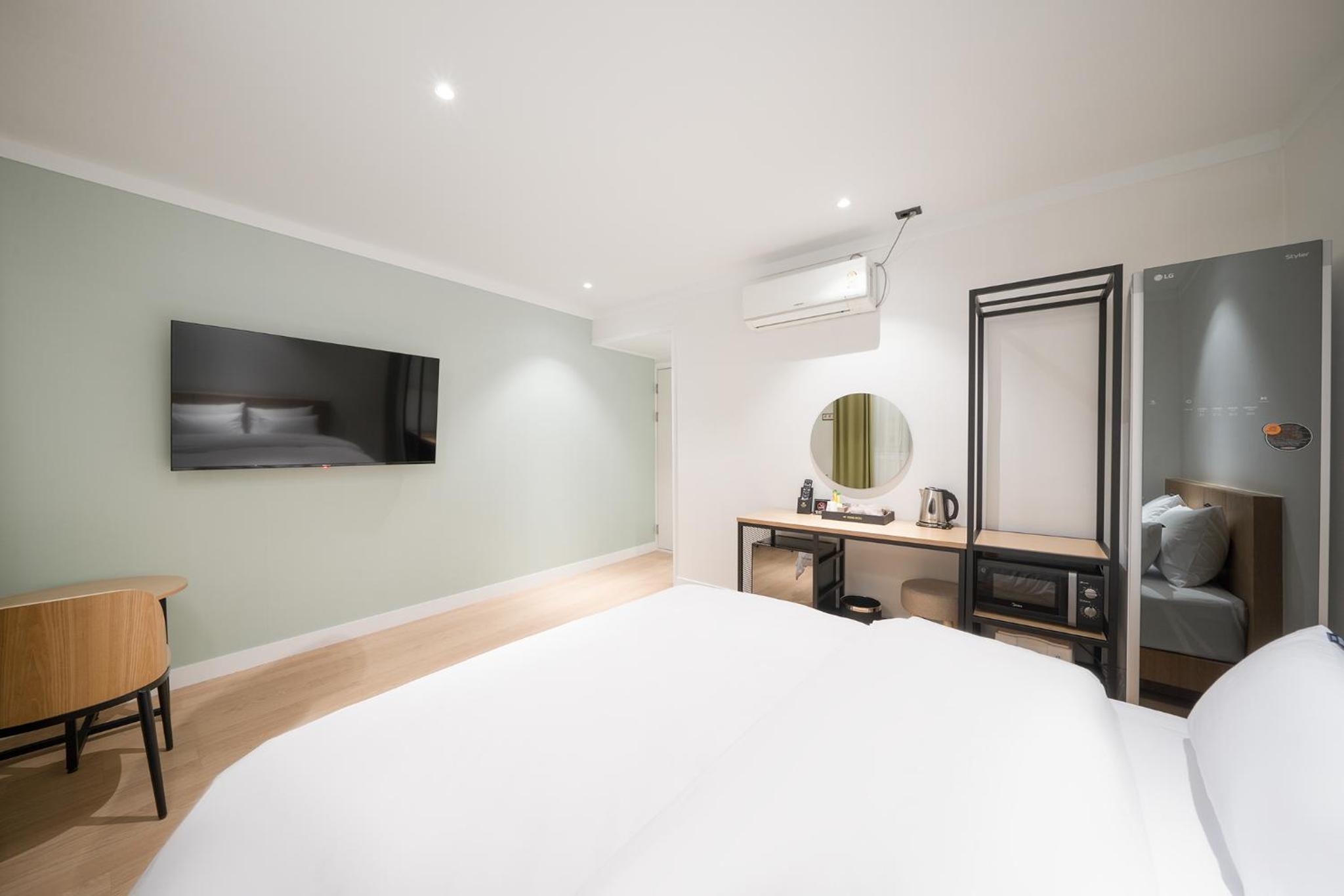 Deluxe Room - Photo 3